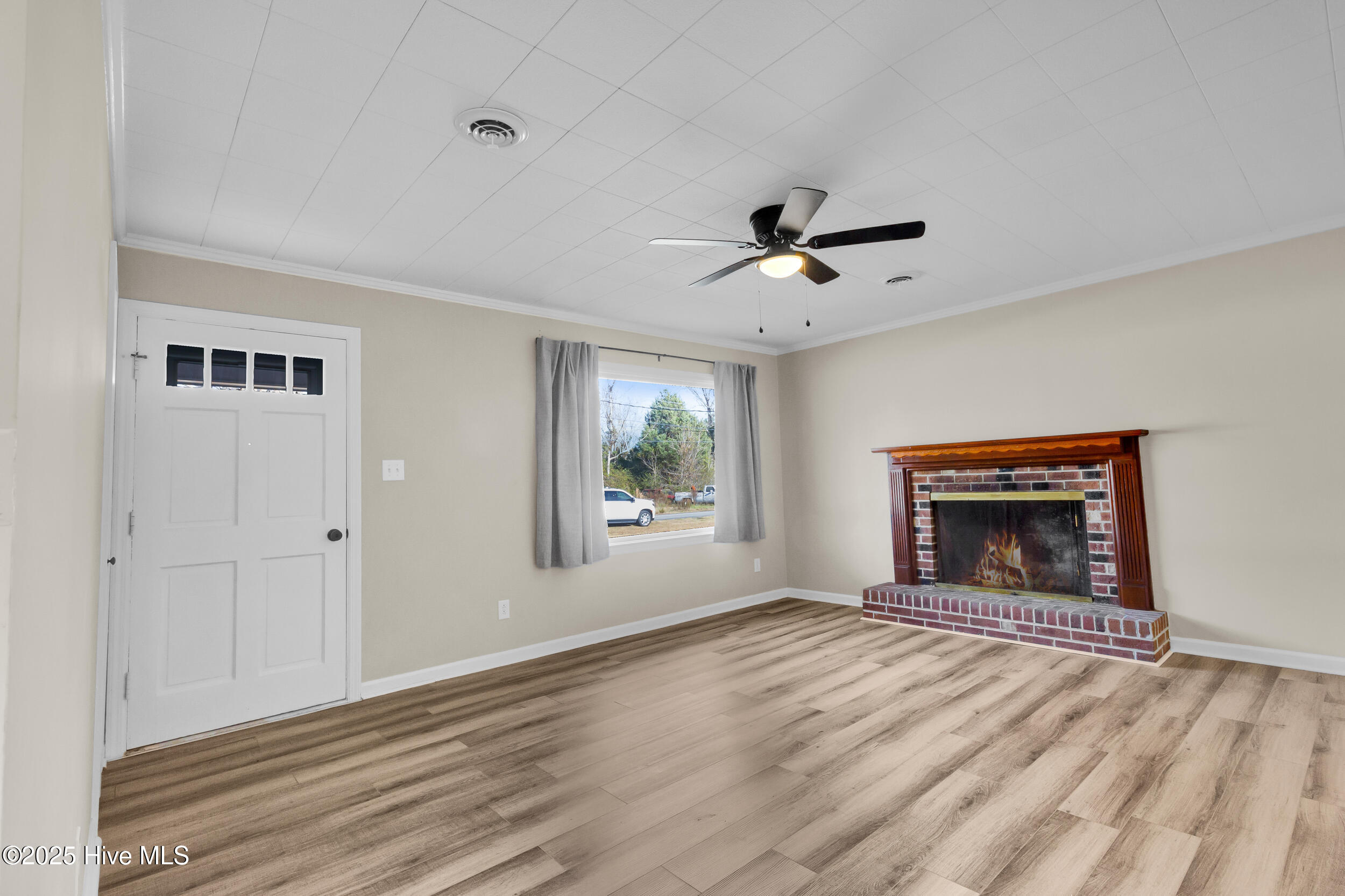 16 Elm Street,Vandemere