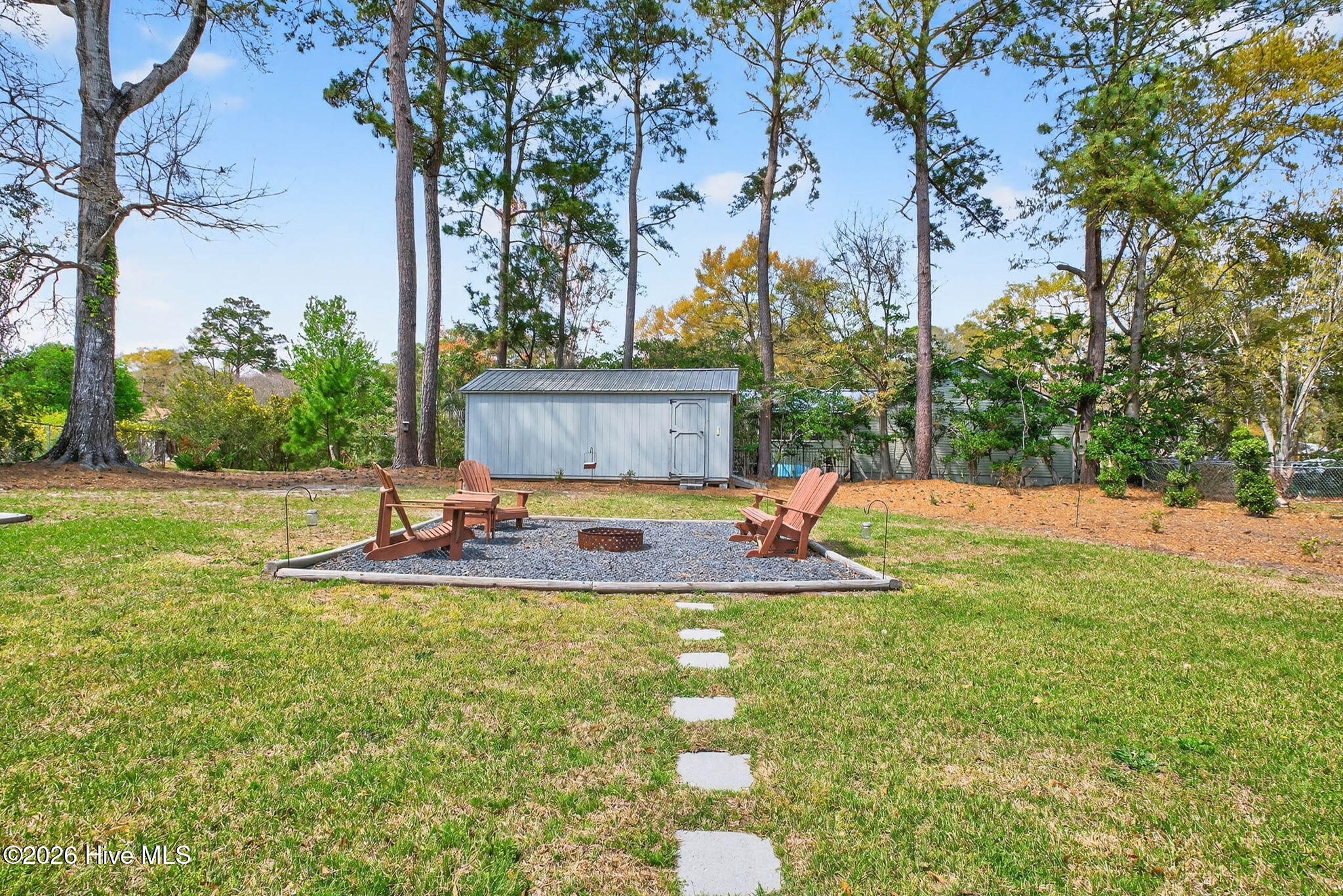 100563567 | Photo 34