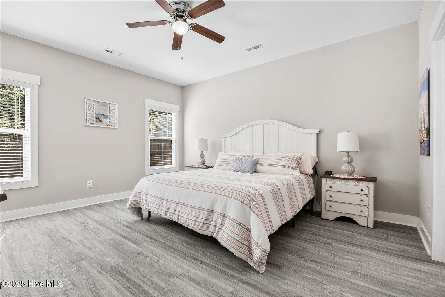 100528541 | Photo 35