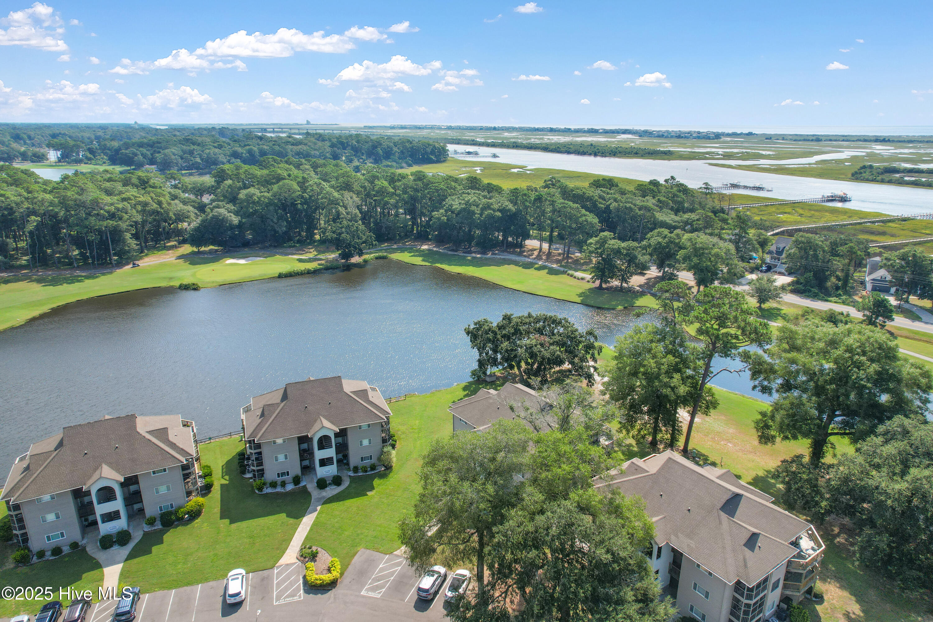 100530138 | Photo 30