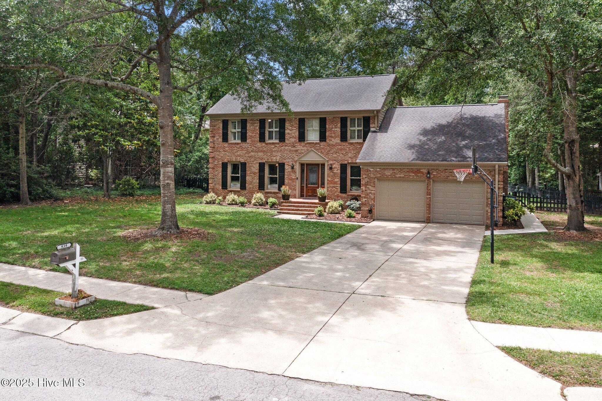 100569850 | Photo 14