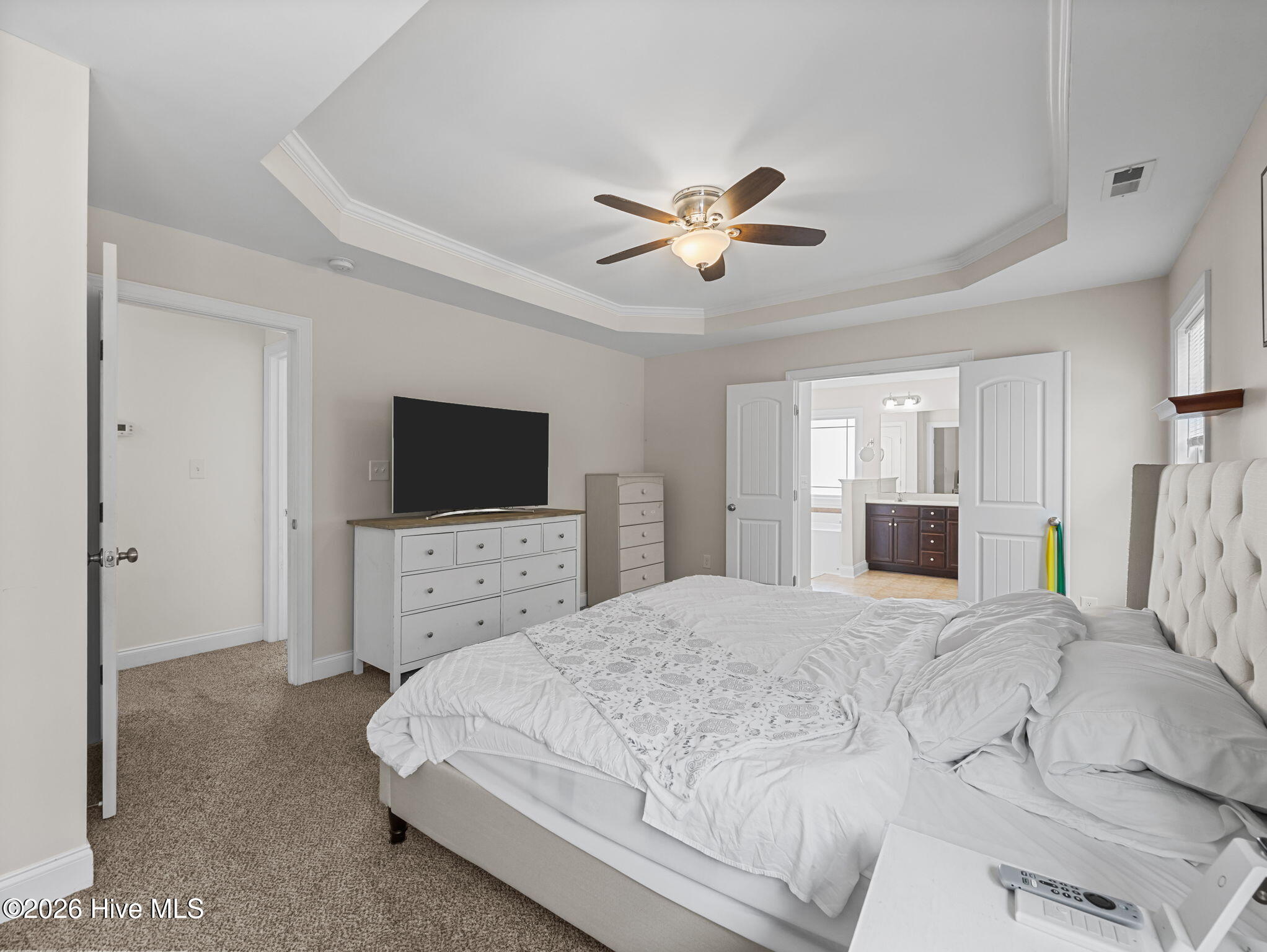 100562724 | Photo 32