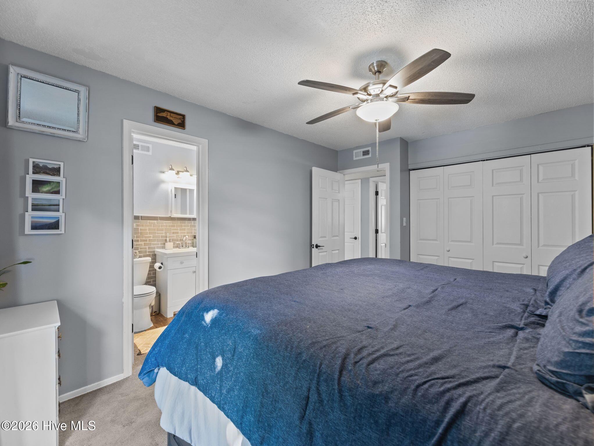 100567245 | Photo 26