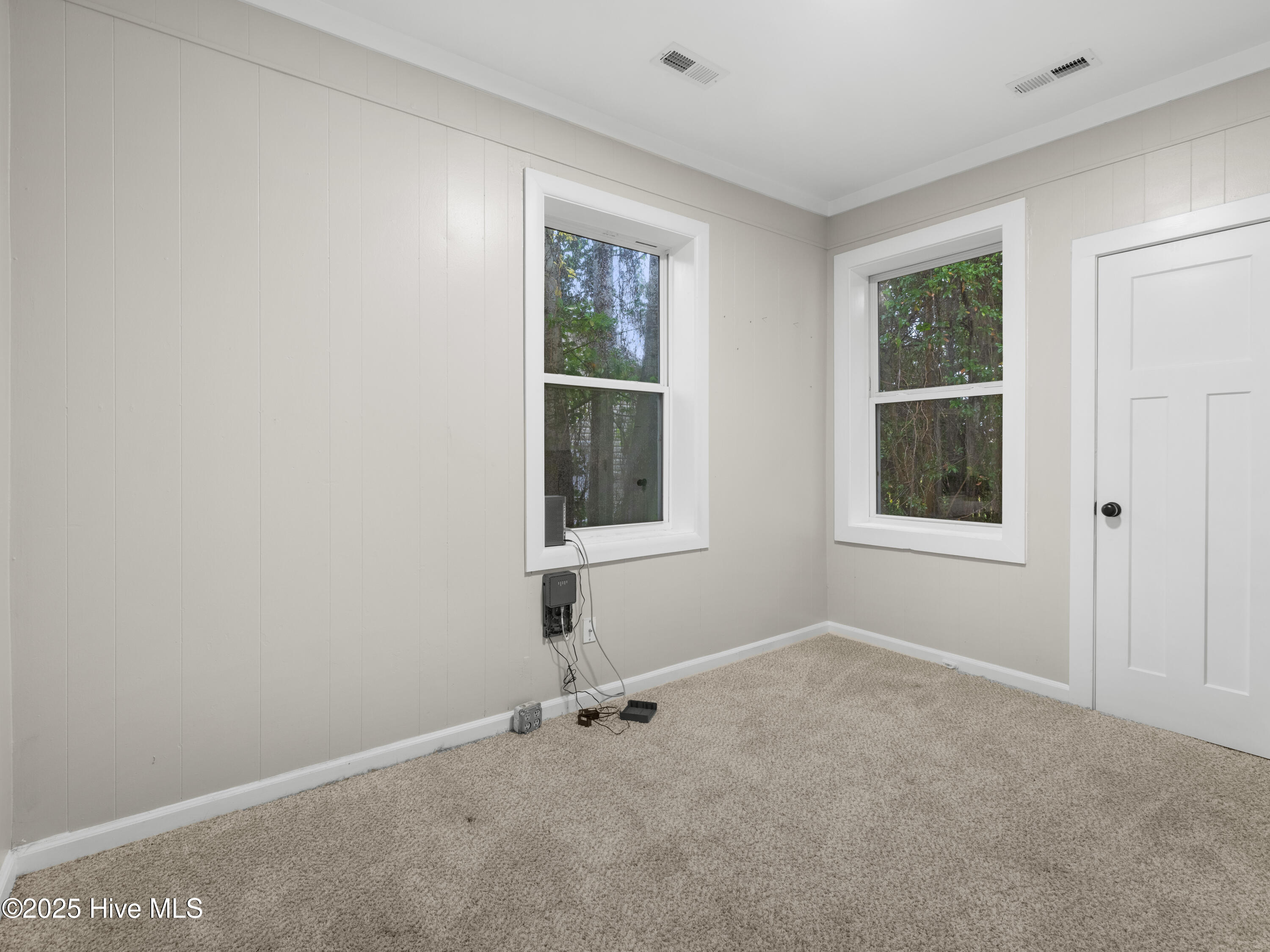 100544589 | Photo 28