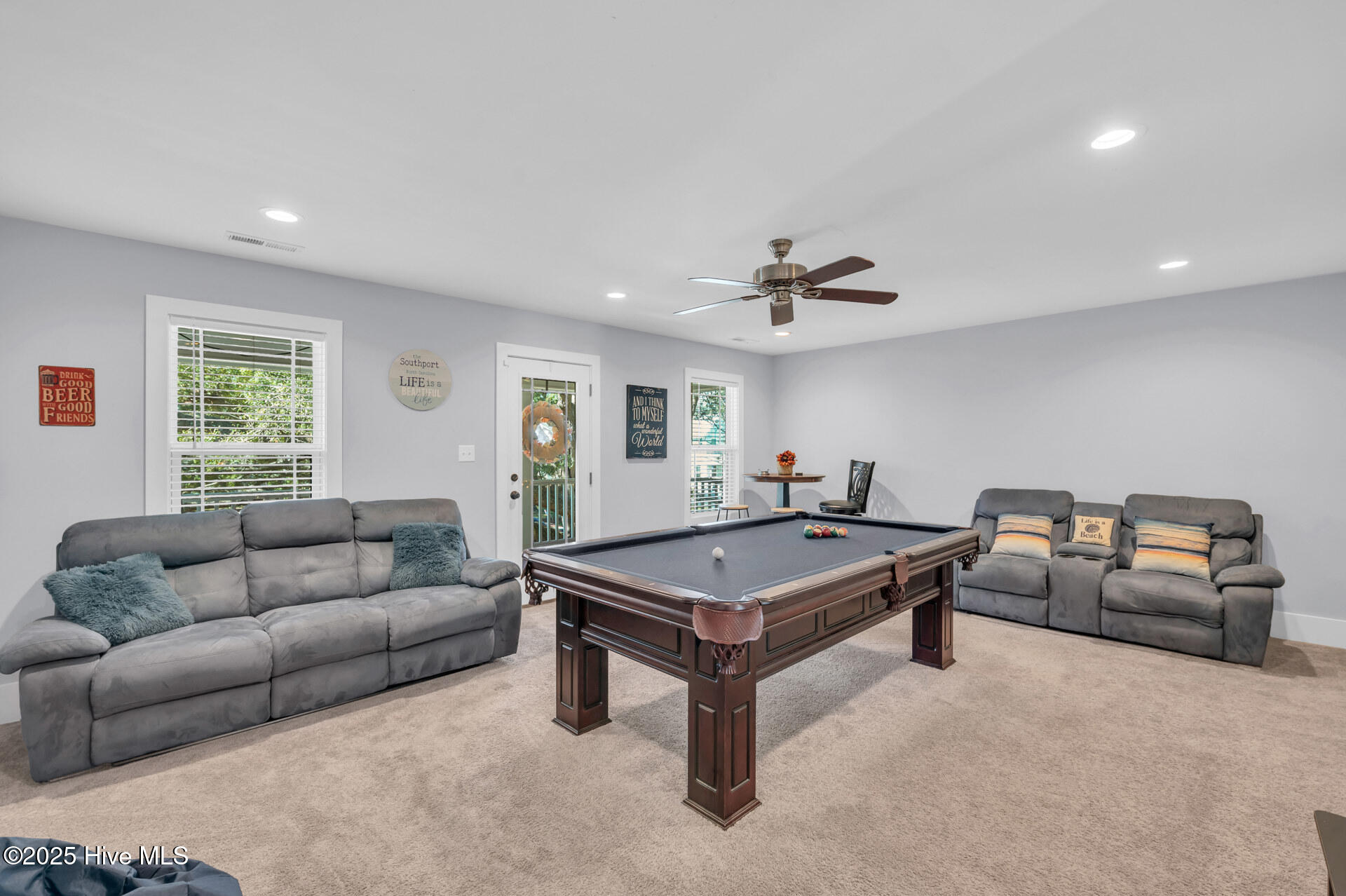 100538274 | Photo 33