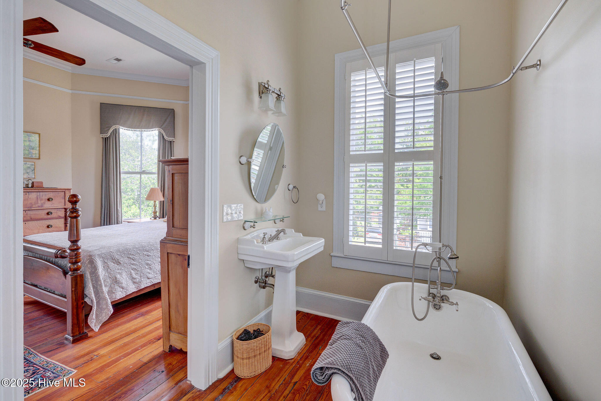 100515844 | Photo 27