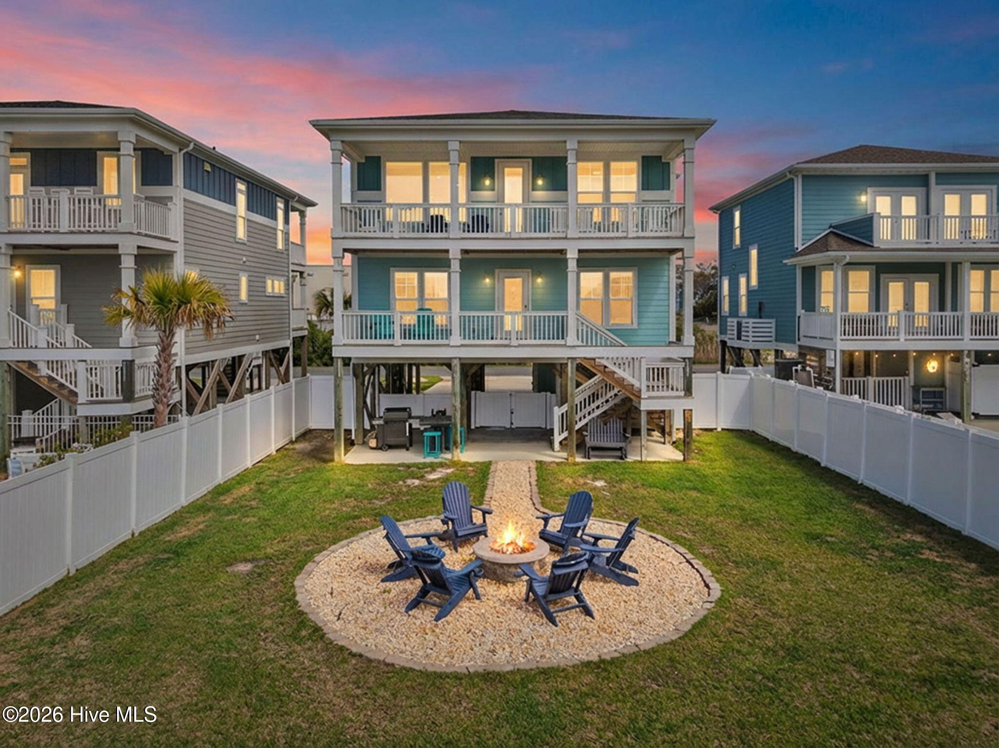 100565518 | Photo 68