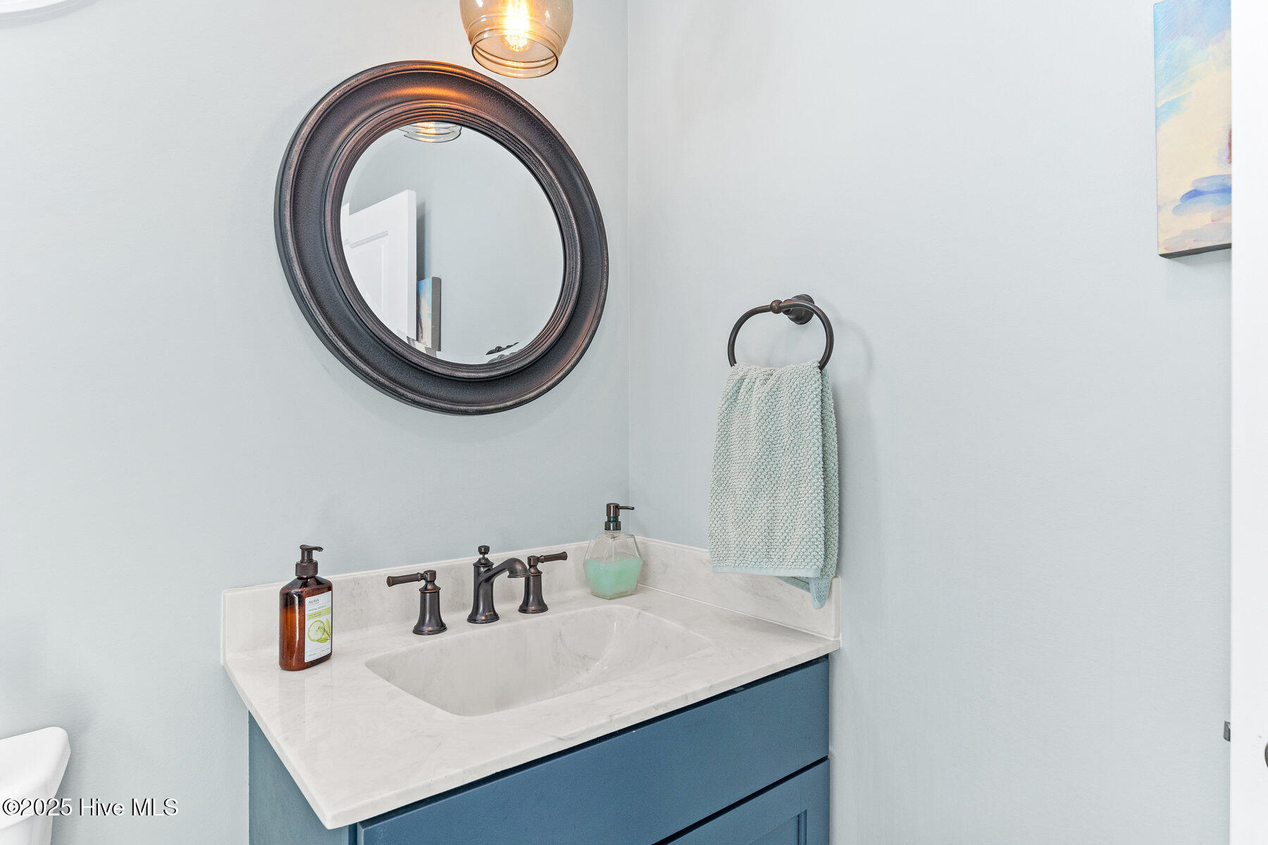 100538043 | Photo 39