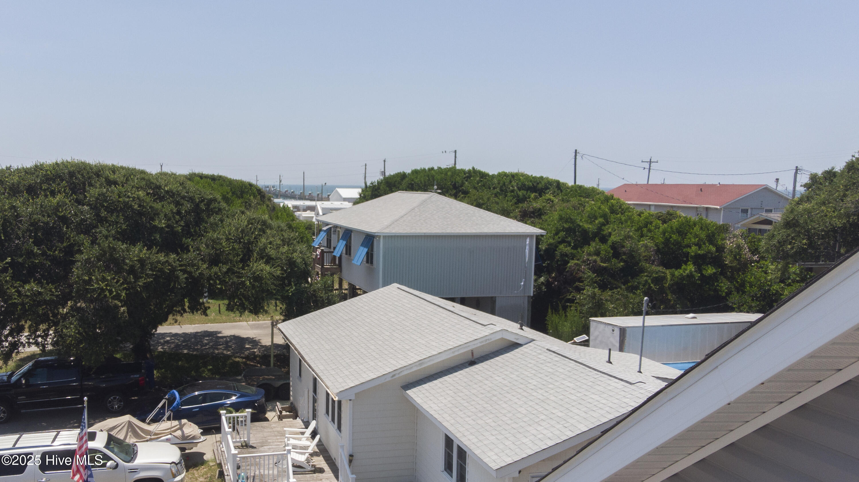 100520173 | Photo 89