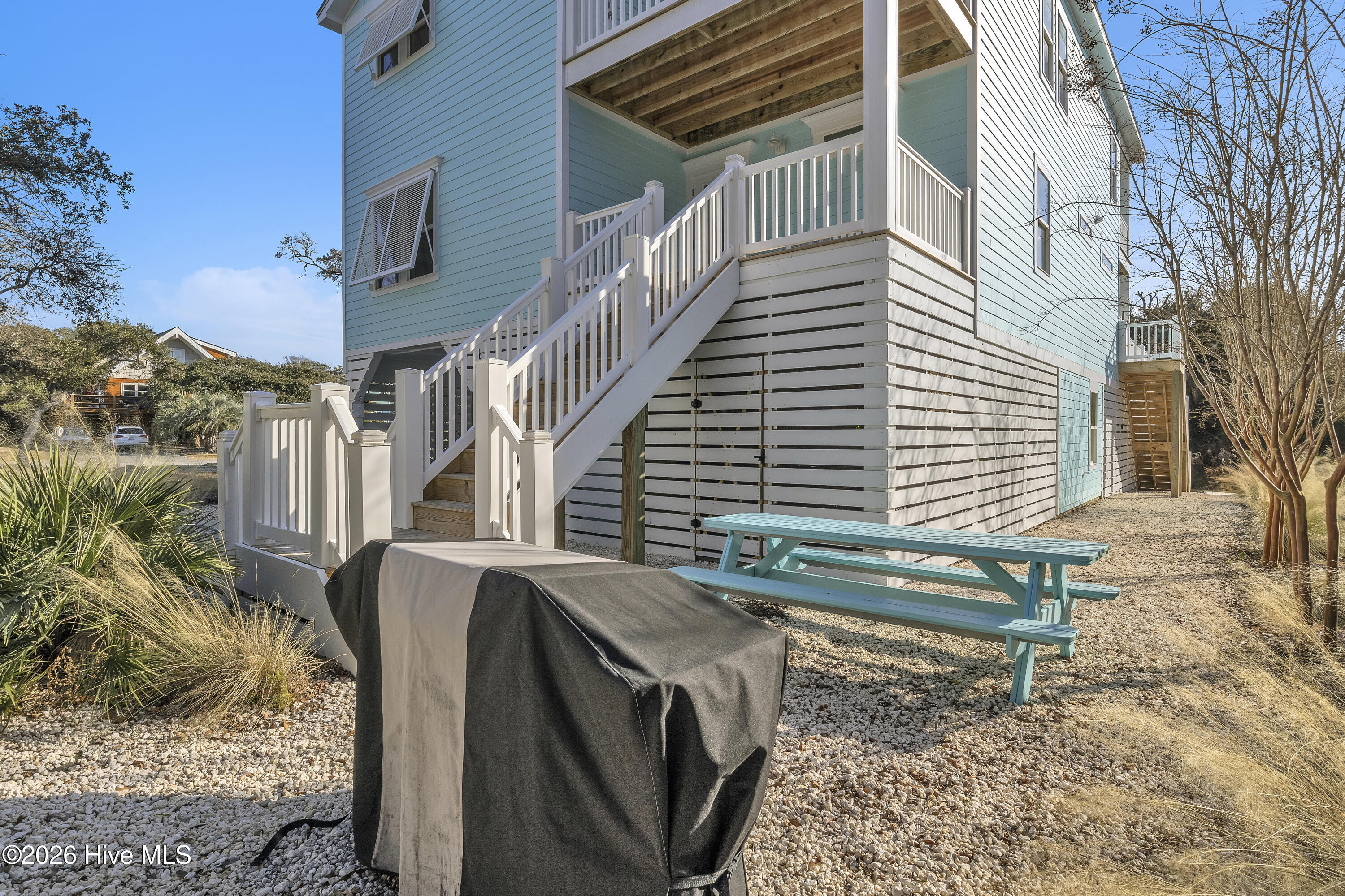 100549565 | Photo 69