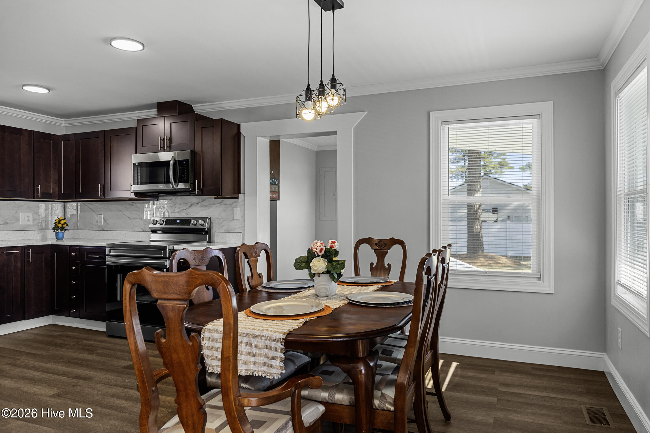 217 W Wards Bridge Road, Warsaw, NC 28398 – photo 11: wards-8