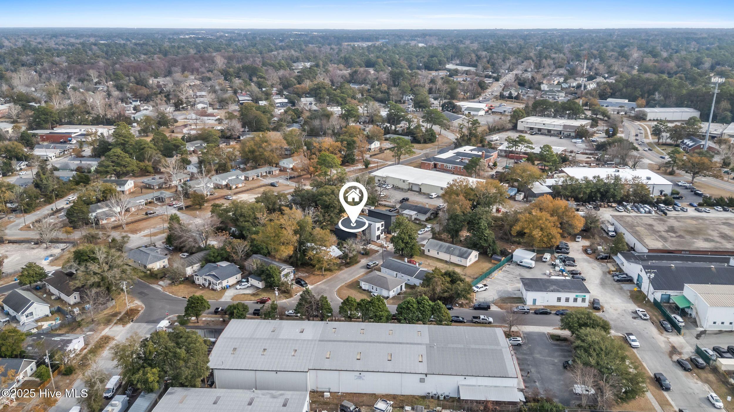 100546995 | Photo 40