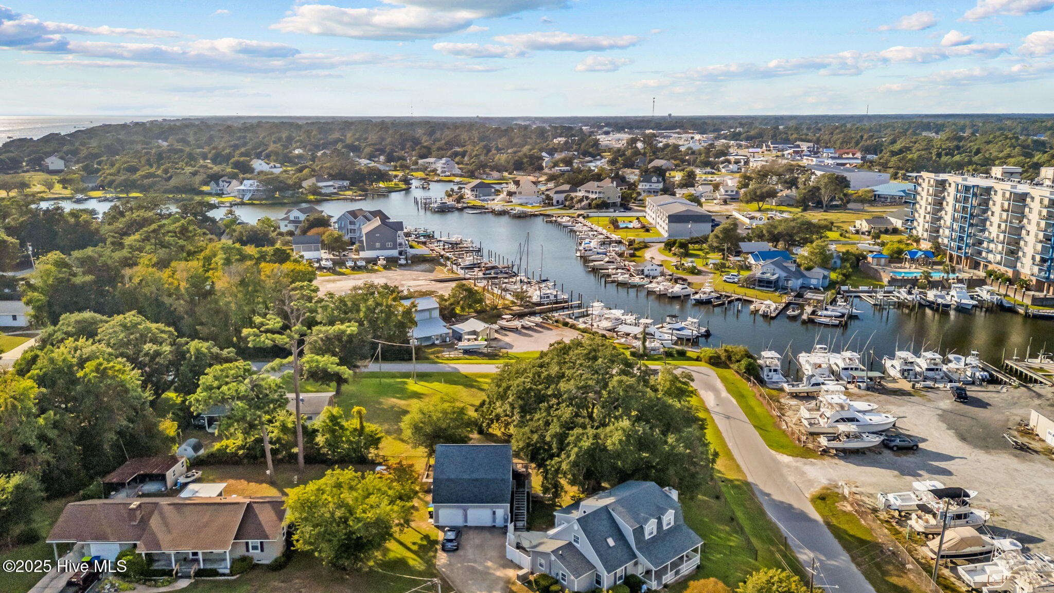 201 1 Pensacola Avenue,Morehead City