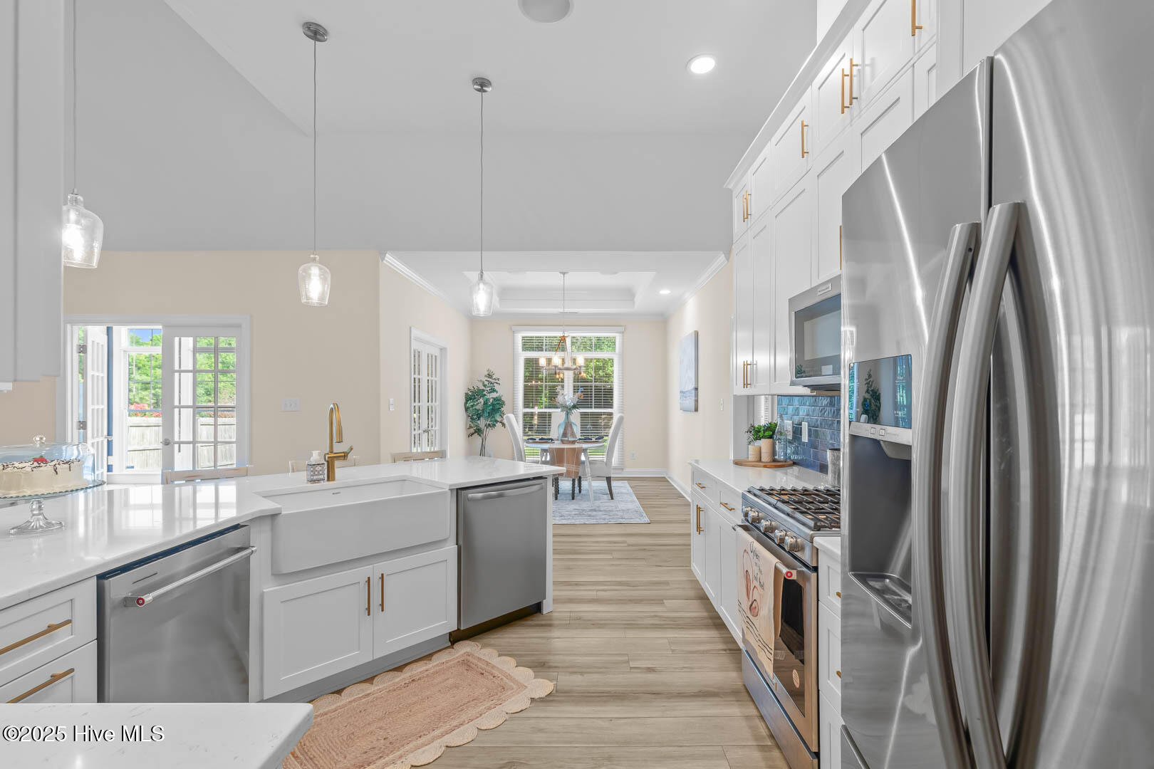 100512903 | Photo 19