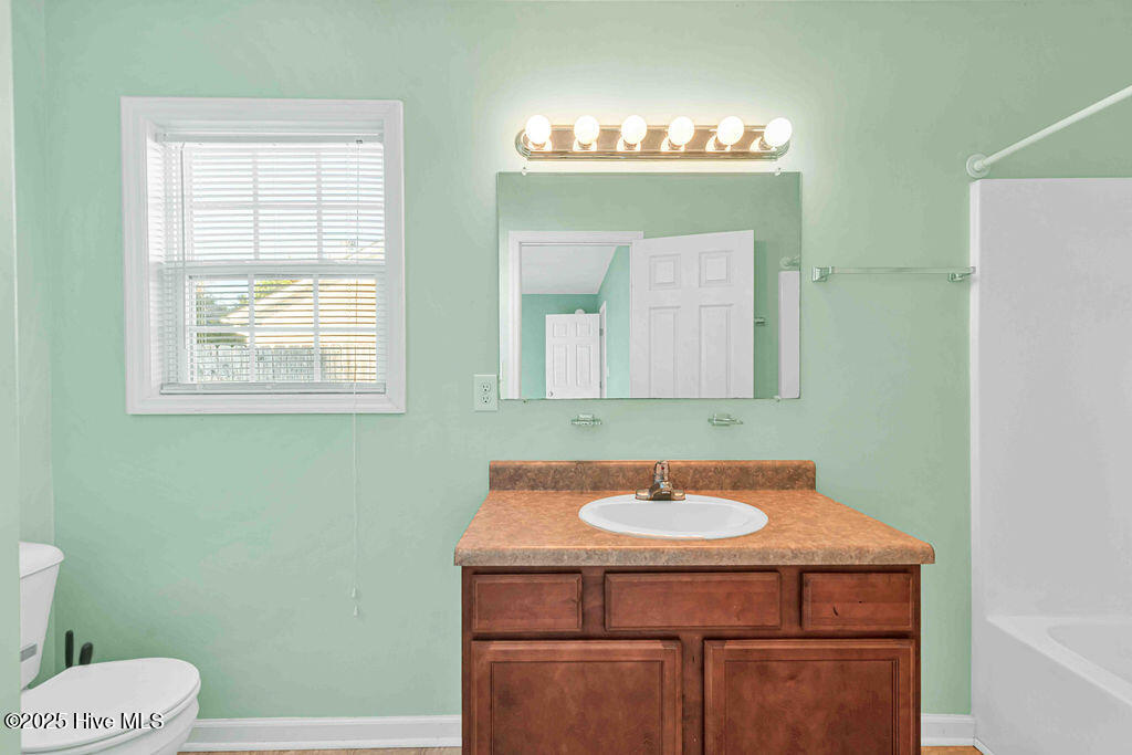 100546156 | Photo 21