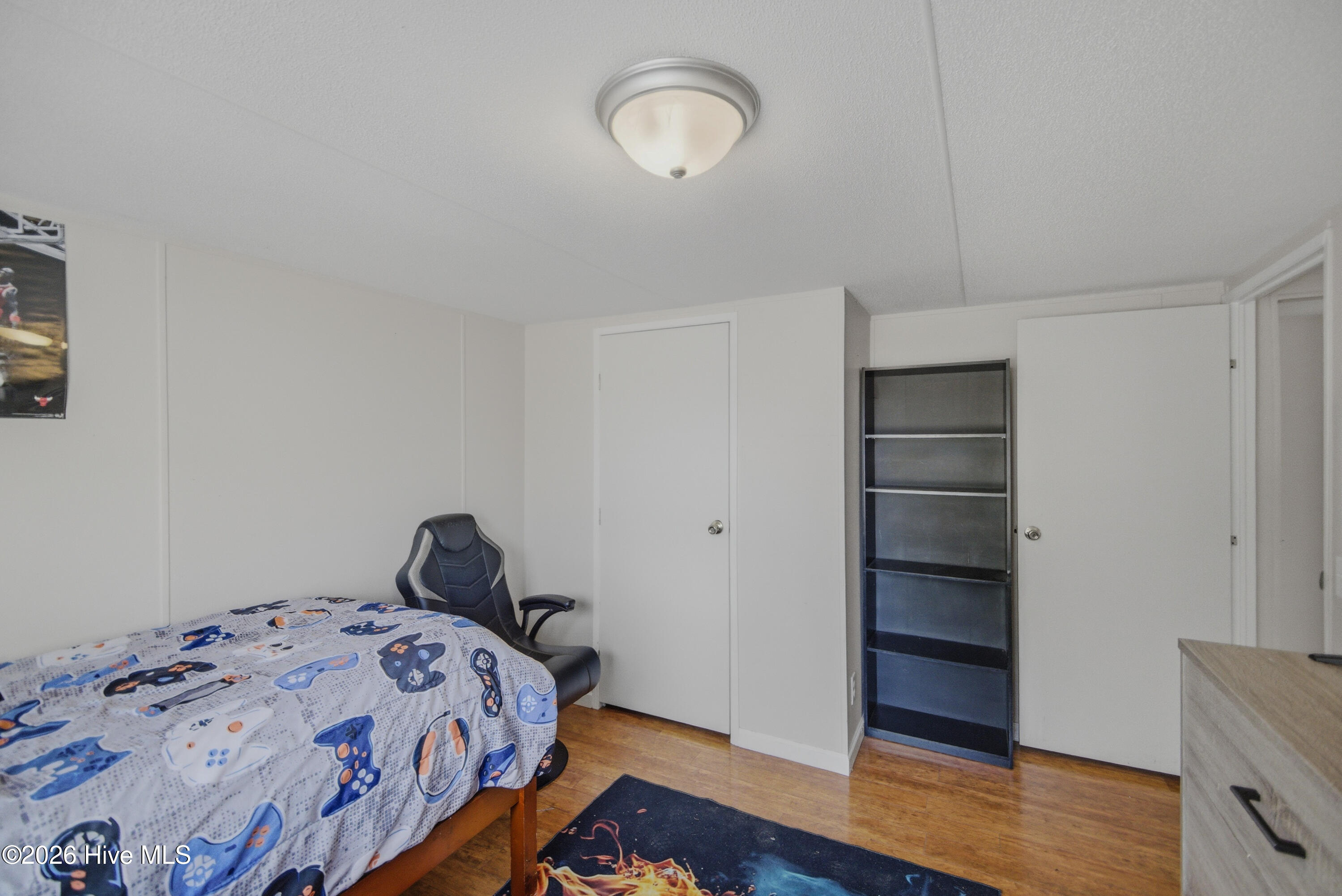 100566324 | Photo 32