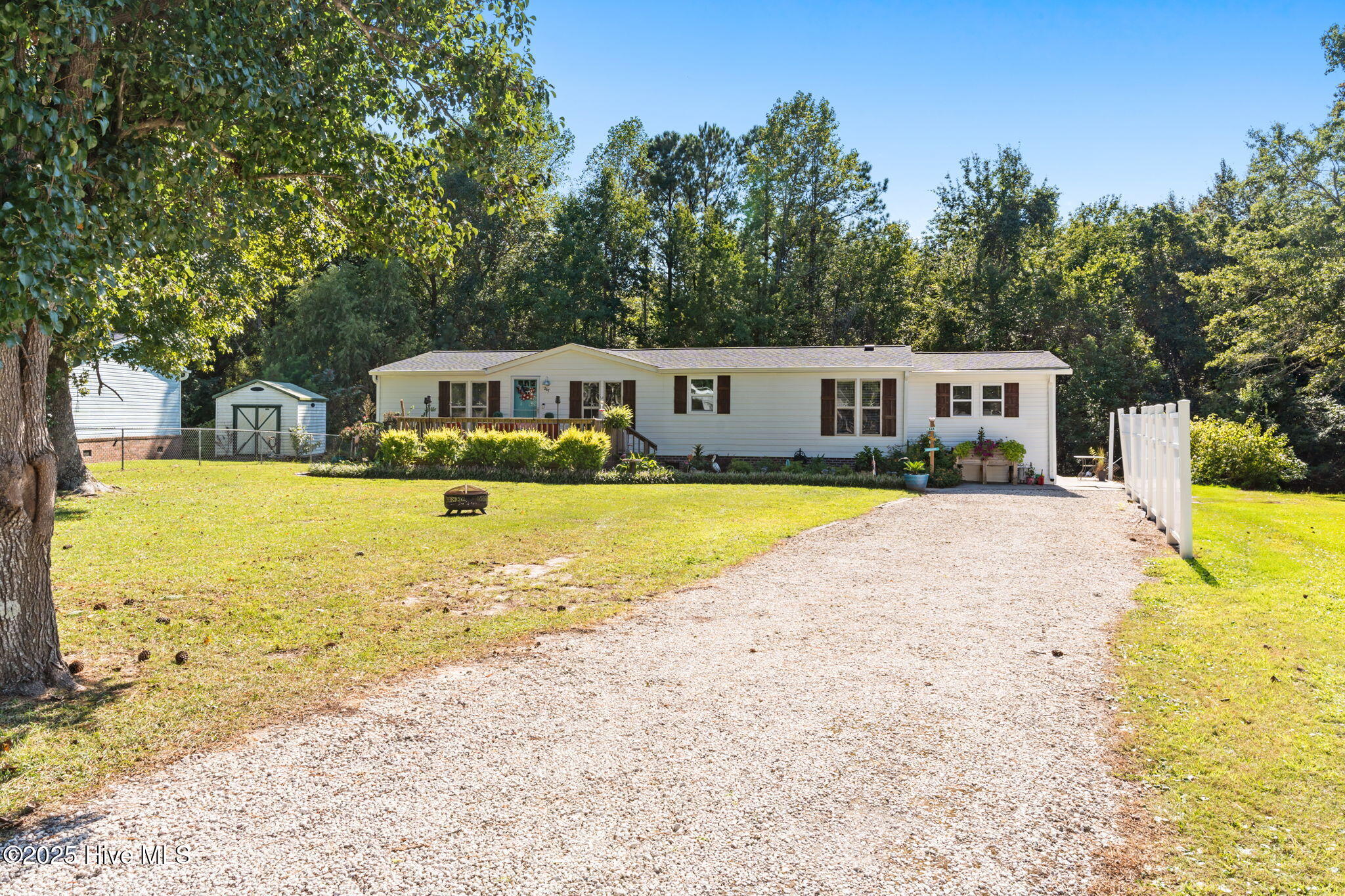 267 Laughing Gull Ct SW