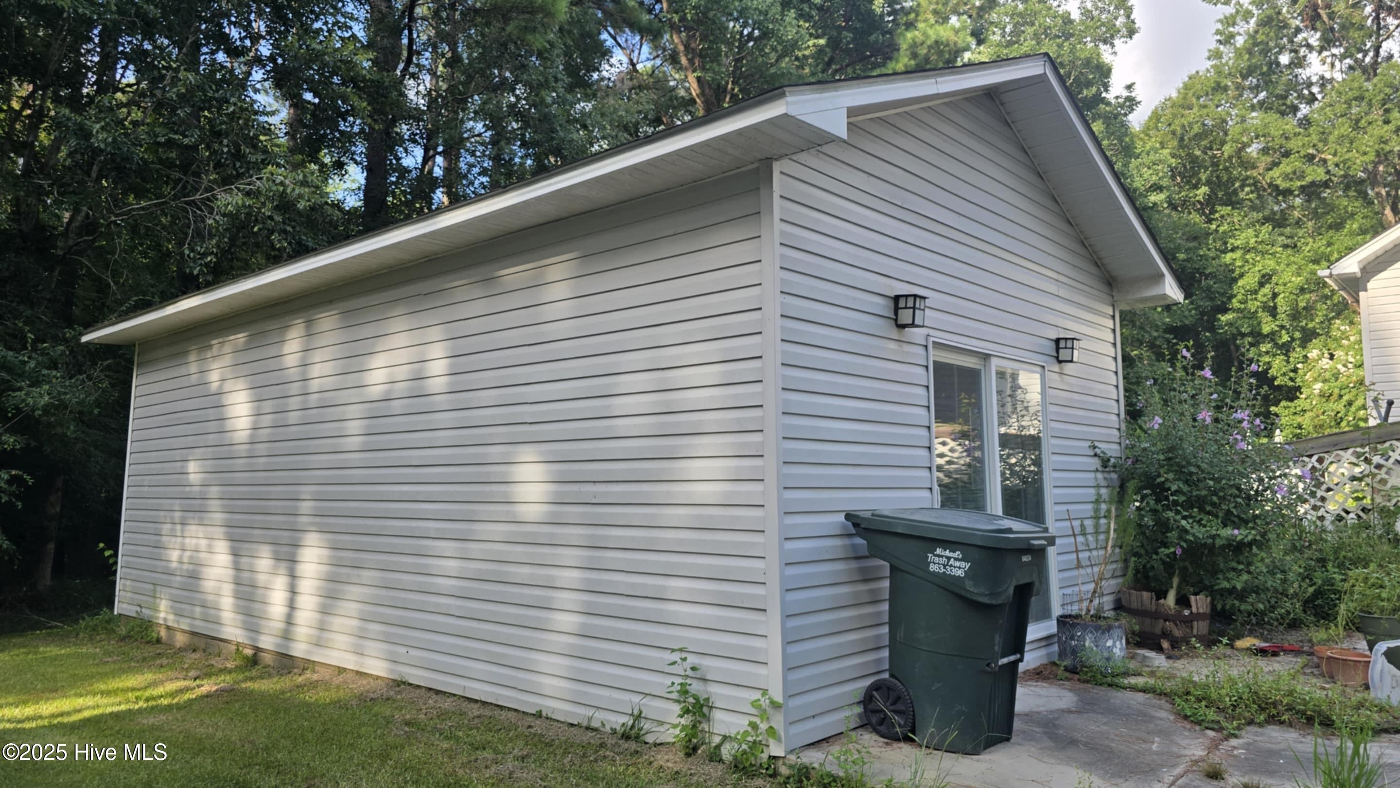 100522277 | Photo 24