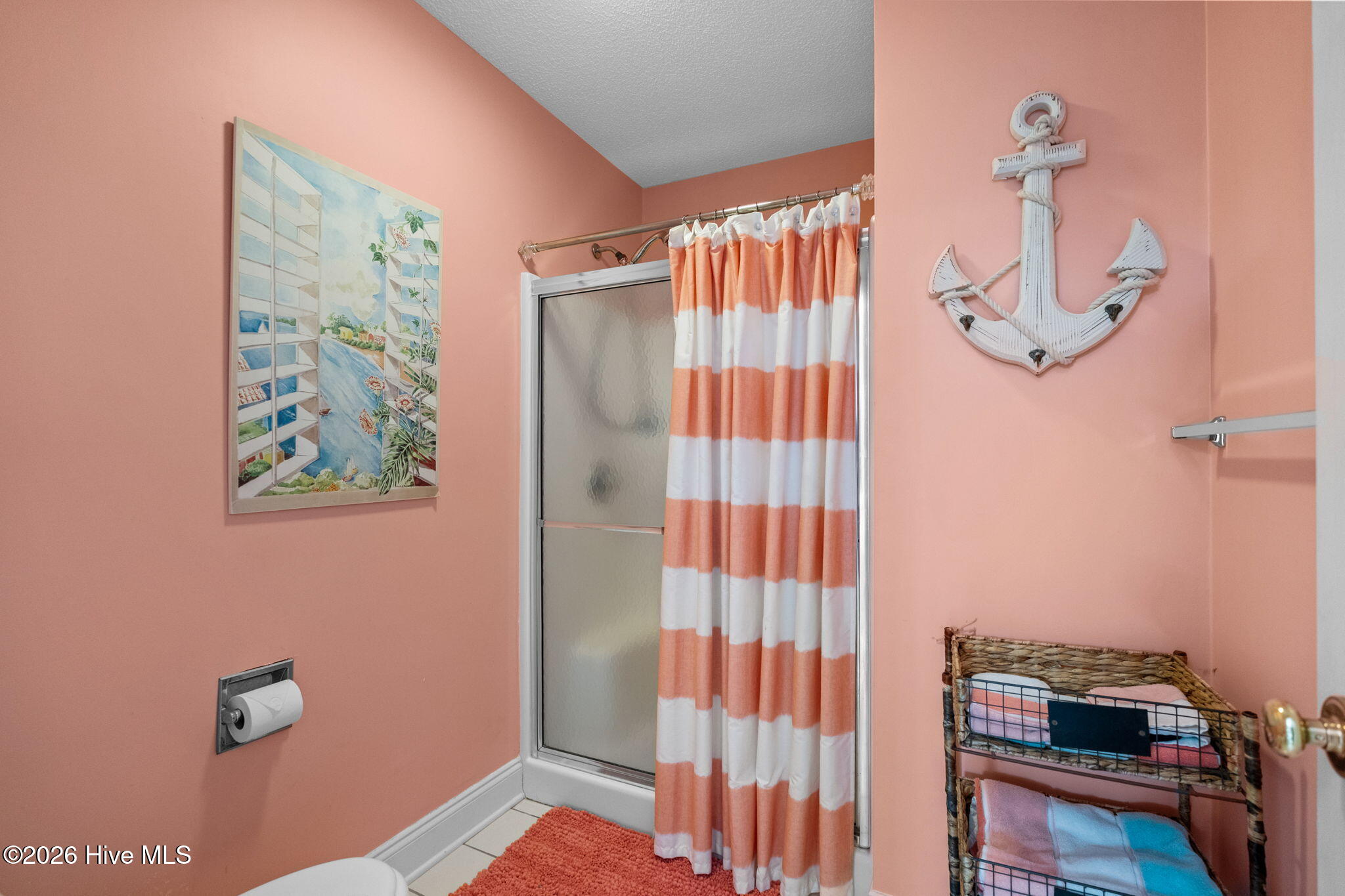 100558882 | Photo 35