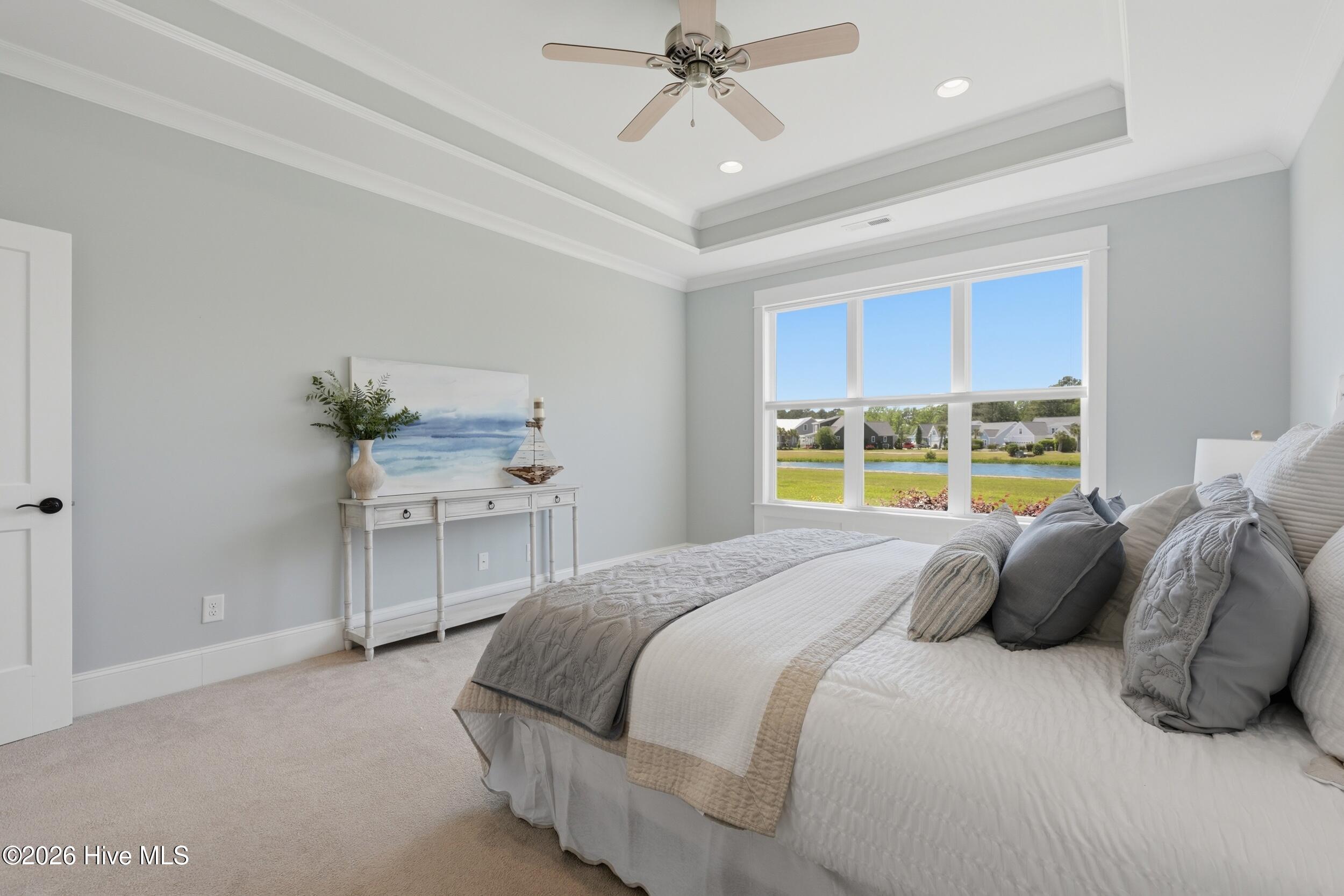 100567823 | Photo 38