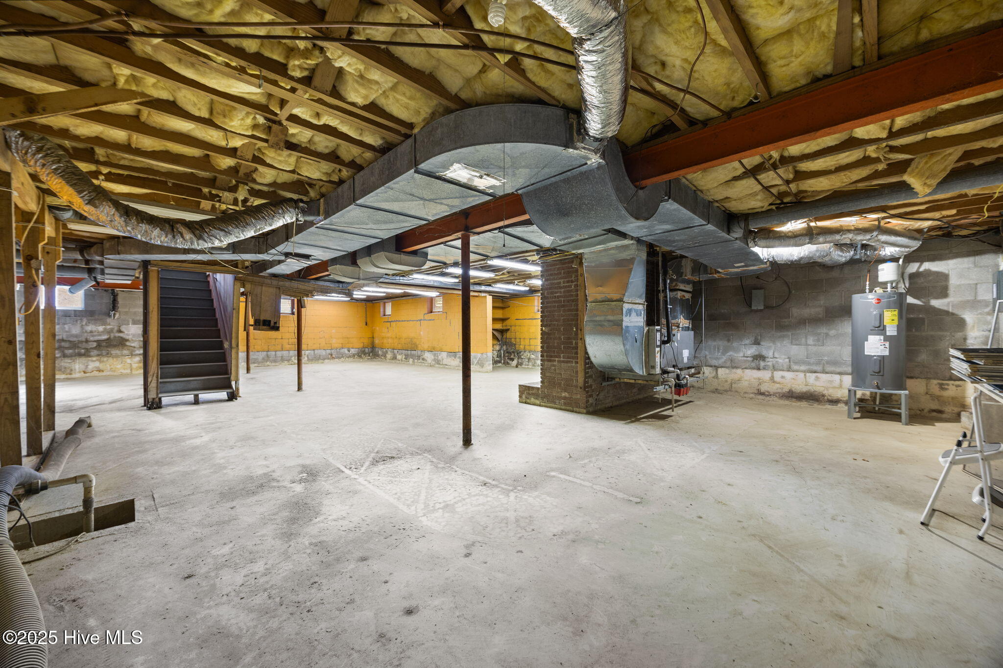 100544163 | Photo 35