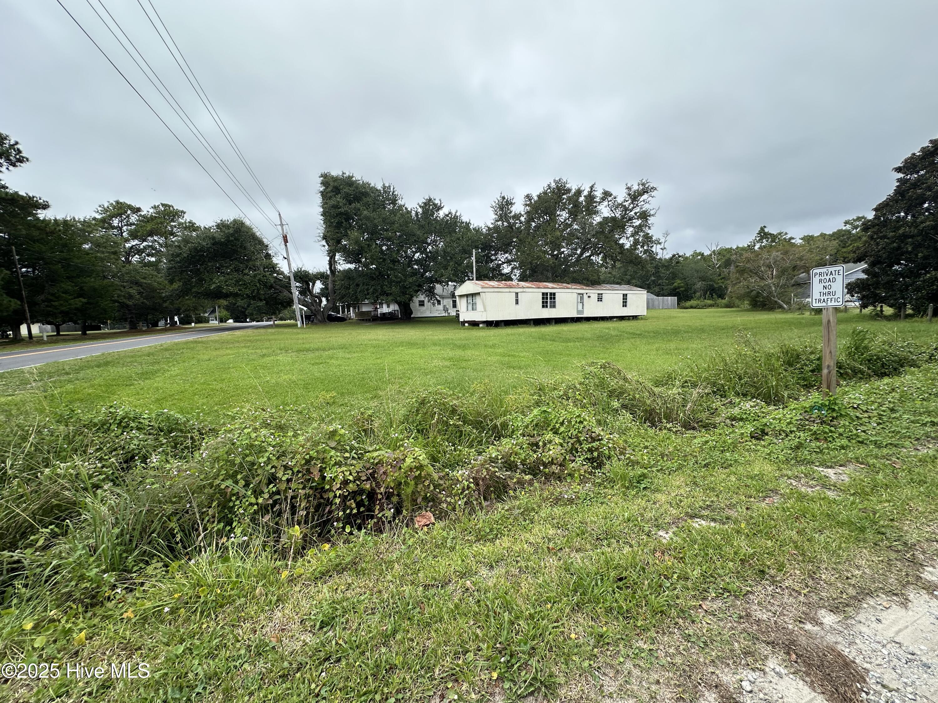 676 Broad Creek Loop Road