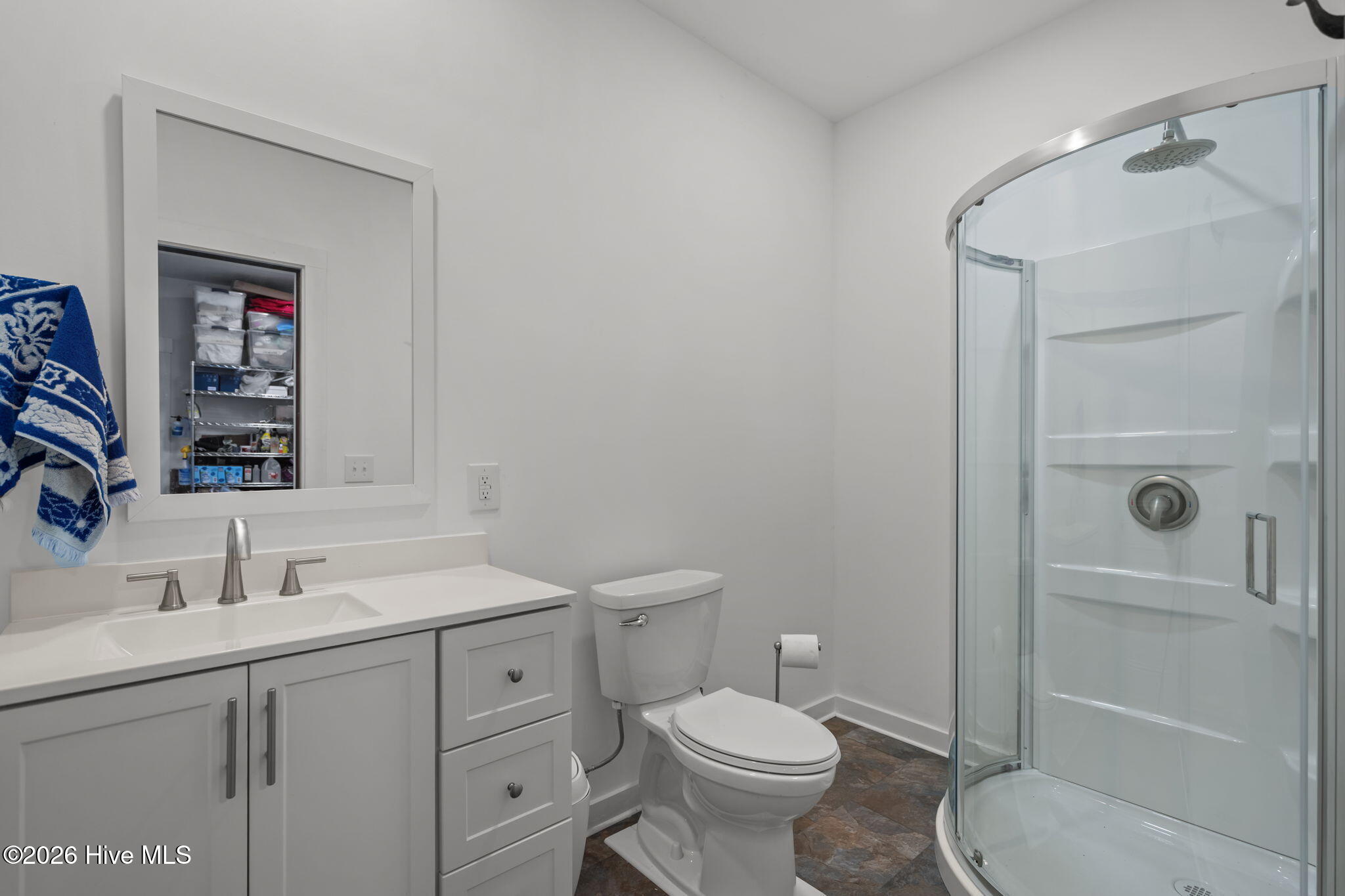 100546966 | Photo 38