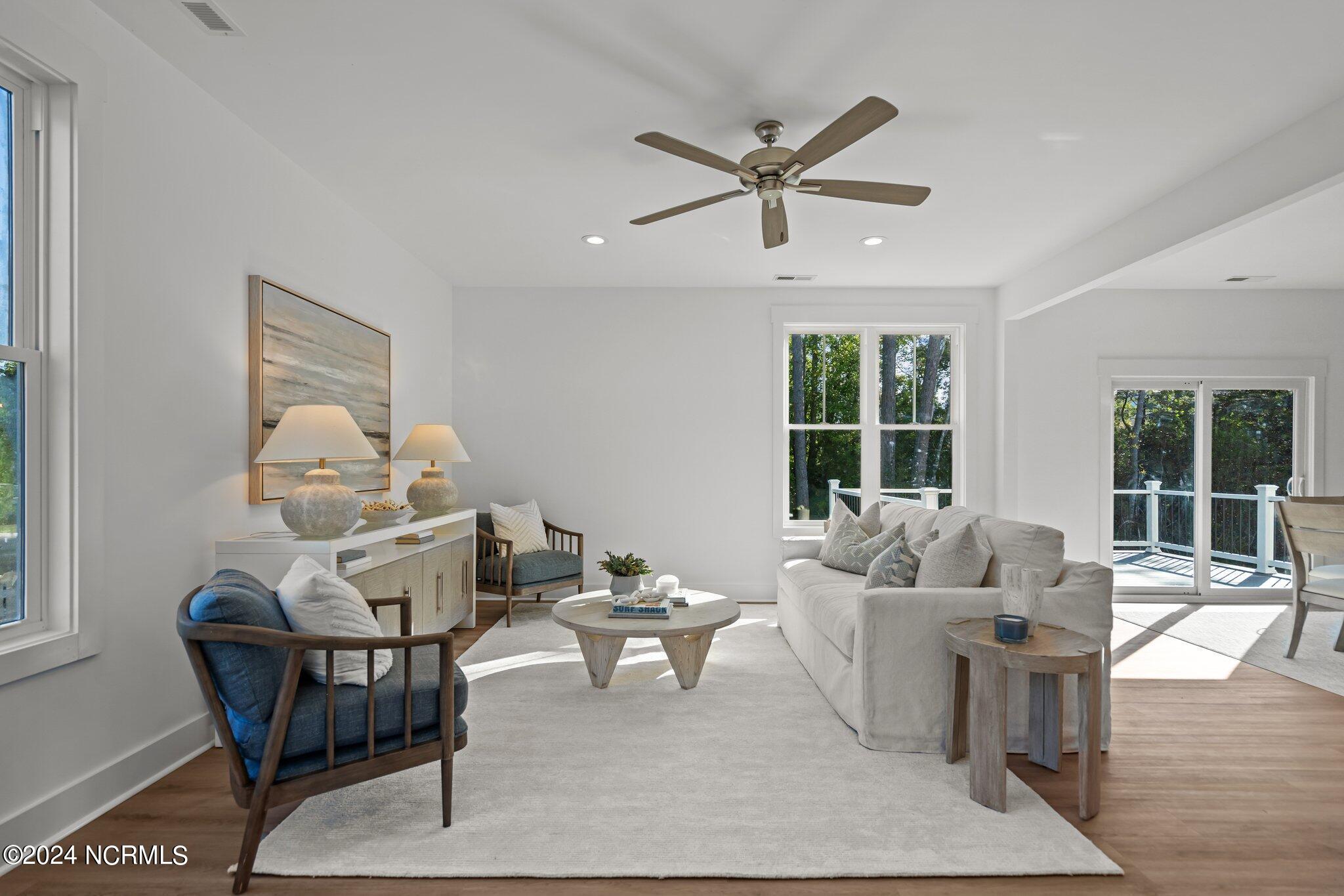 100439104 | Photo 12