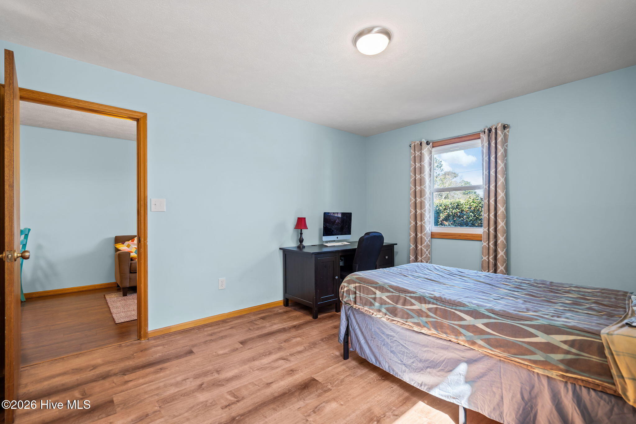 100569191 | Photo 27