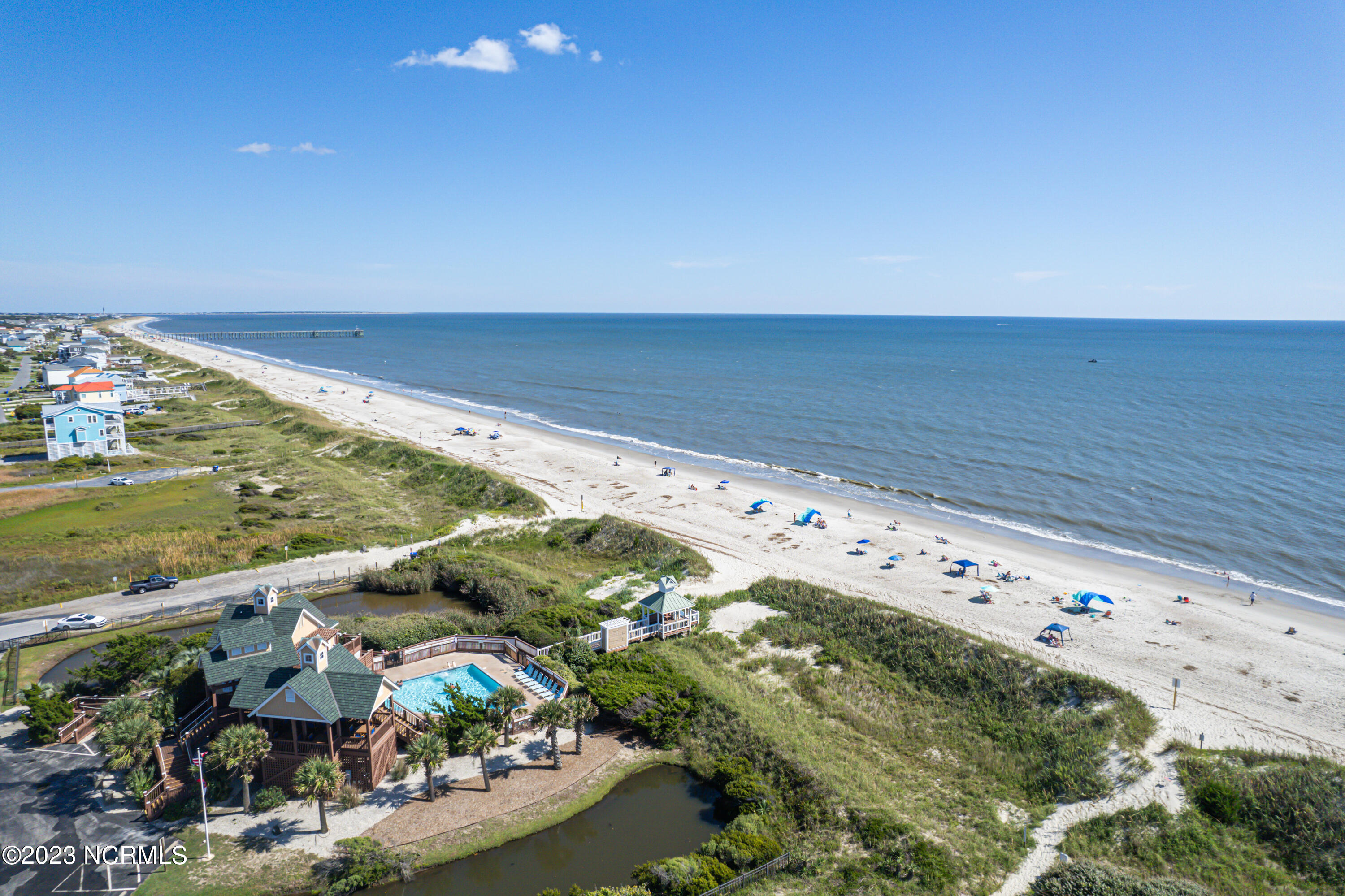 100403070 | Photo 16