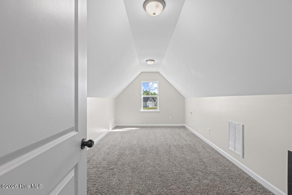 100567312 | Photo 26