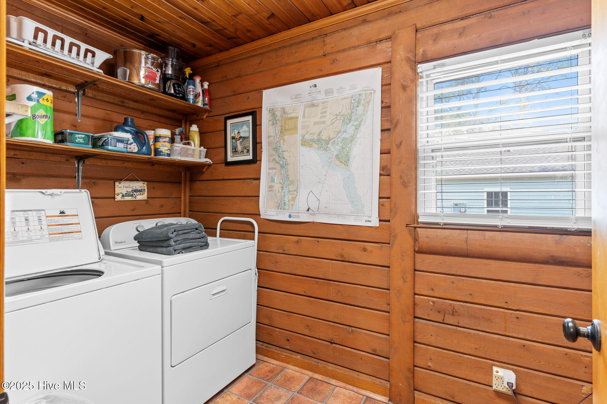 100511557 | Photo 18