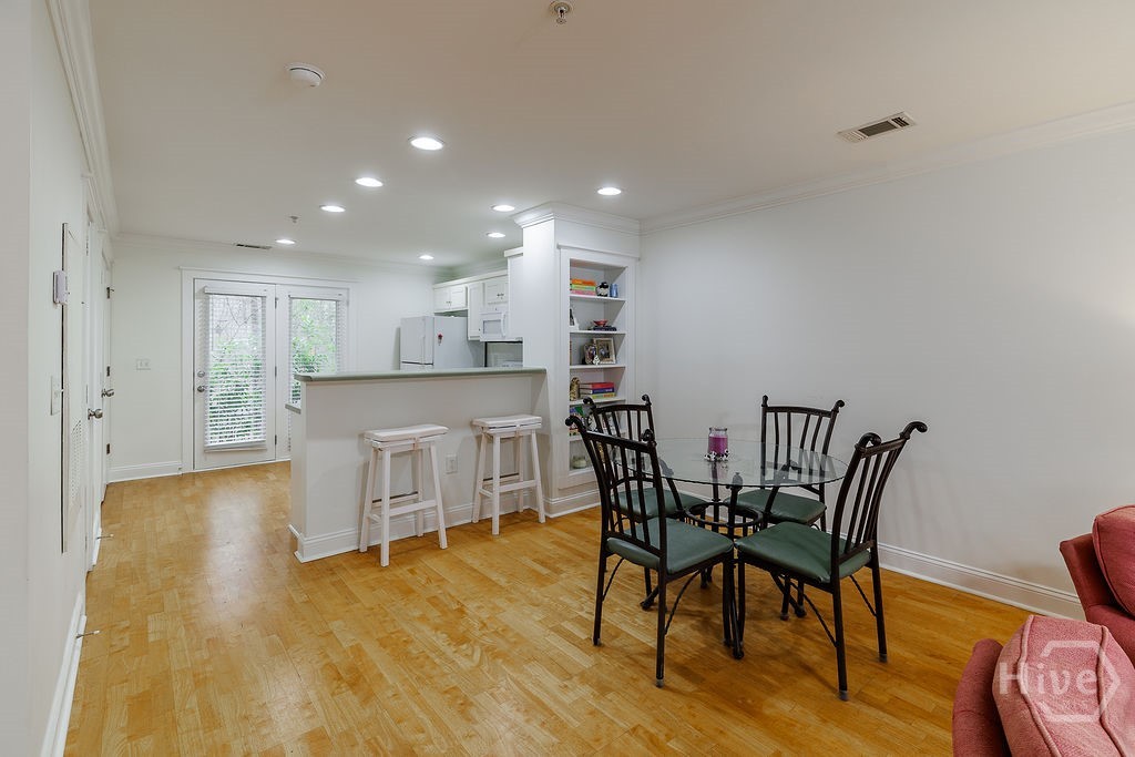 490 Barnett Shoals Road 207