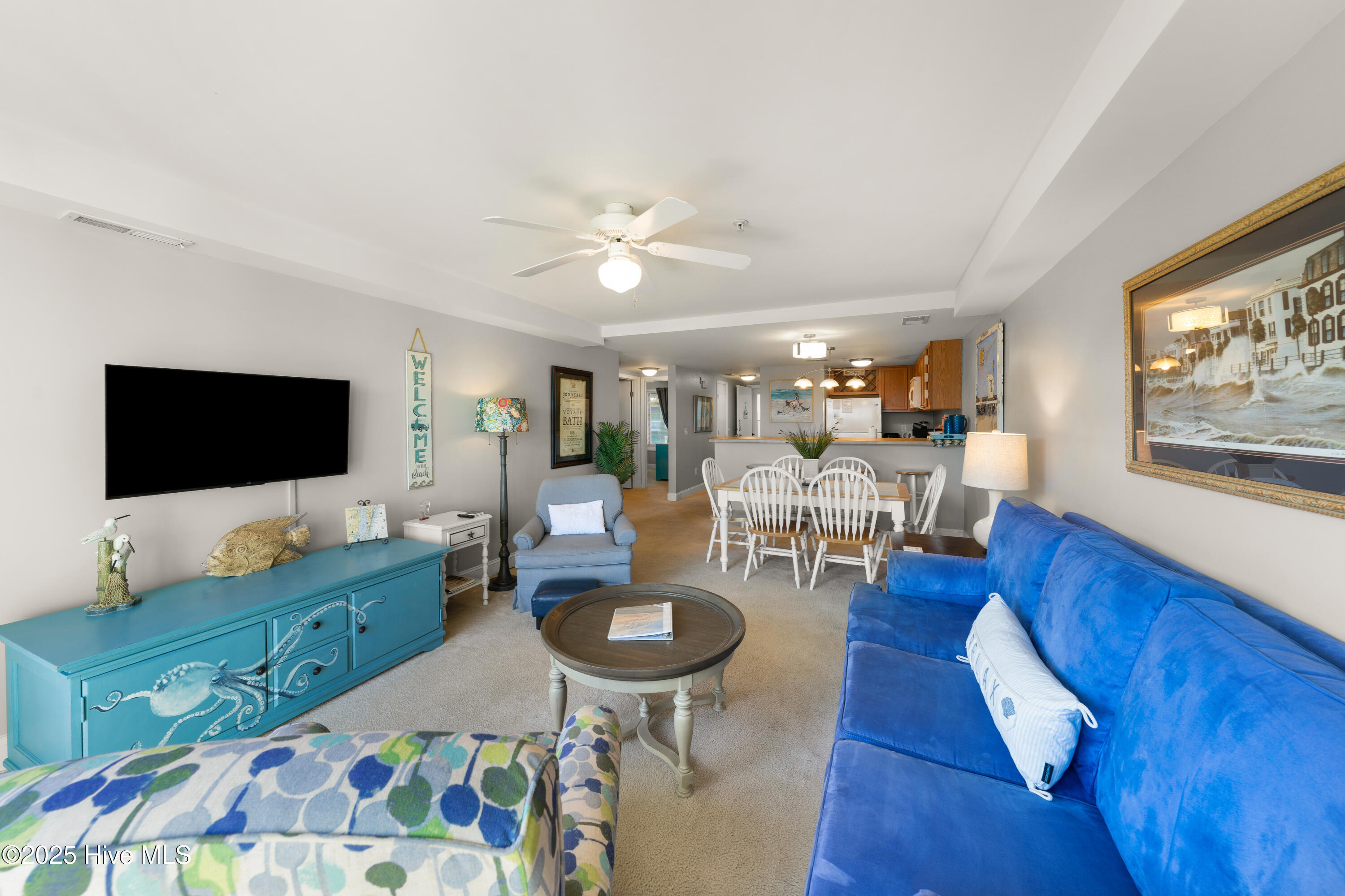 100562977 | Photo 37