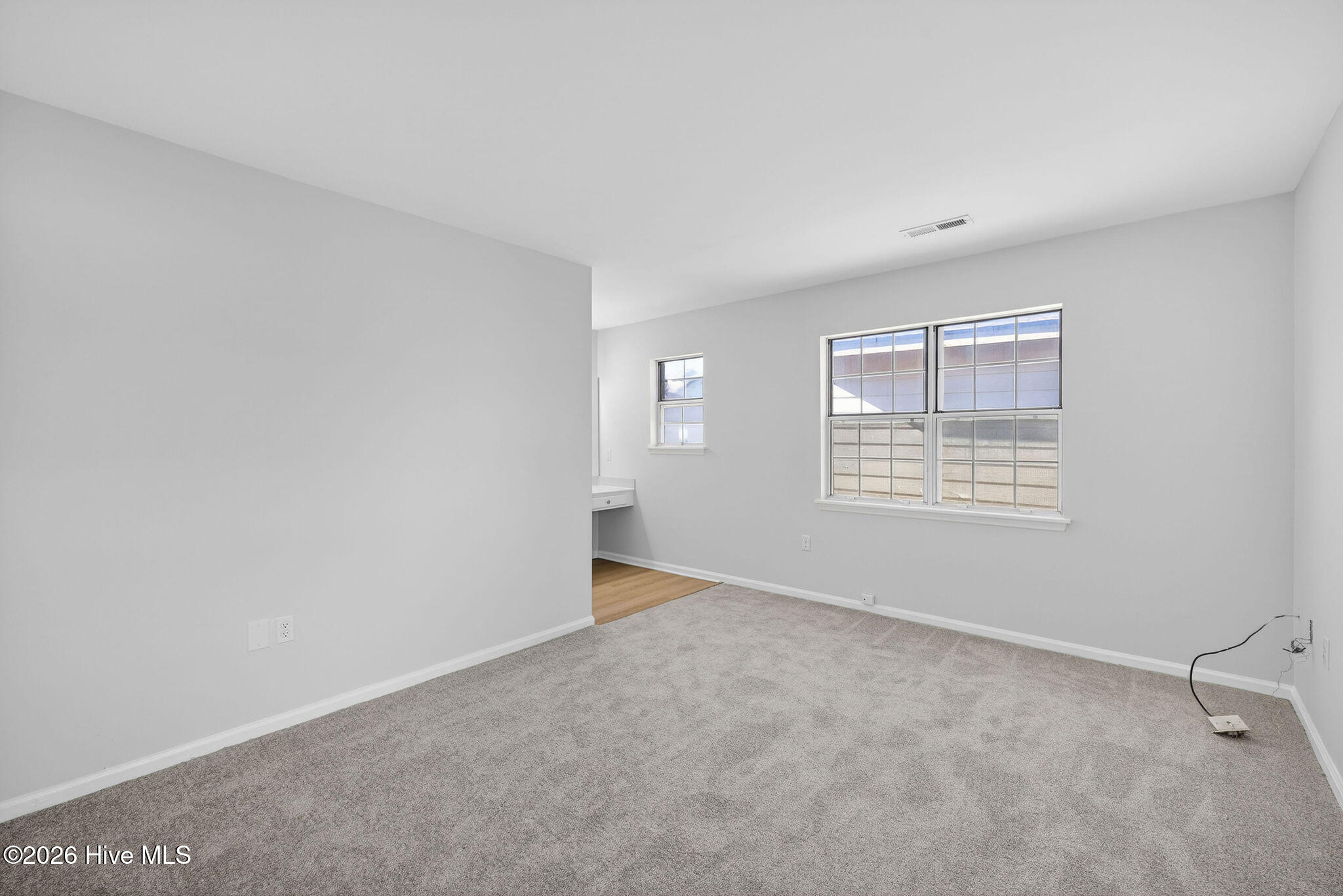 100554525 | Photo 20