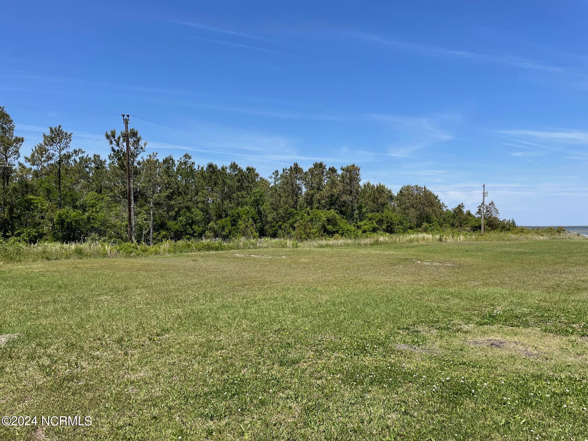 2524 Cedar Island Road,Cedar Island