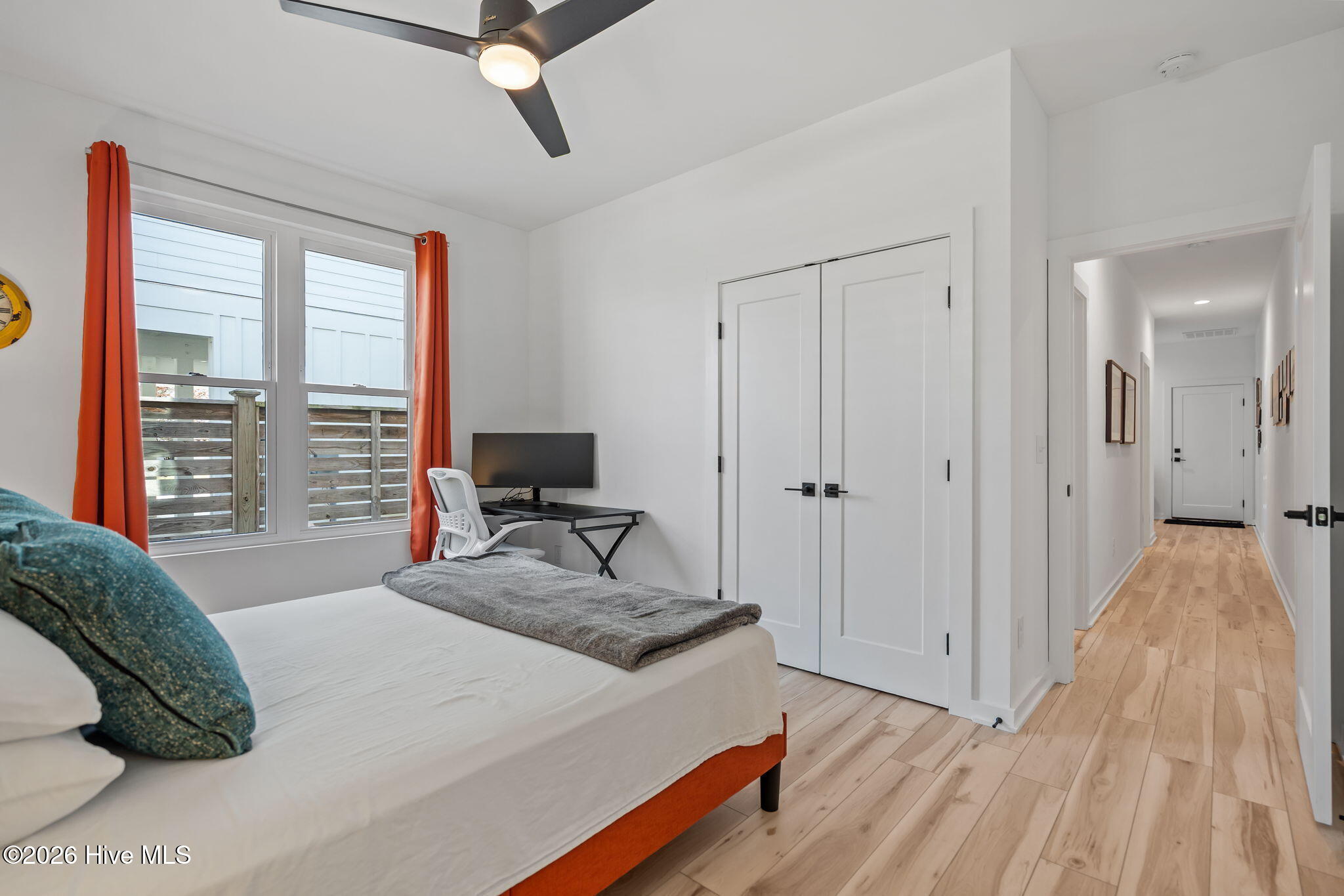 100559537 | Photo 32