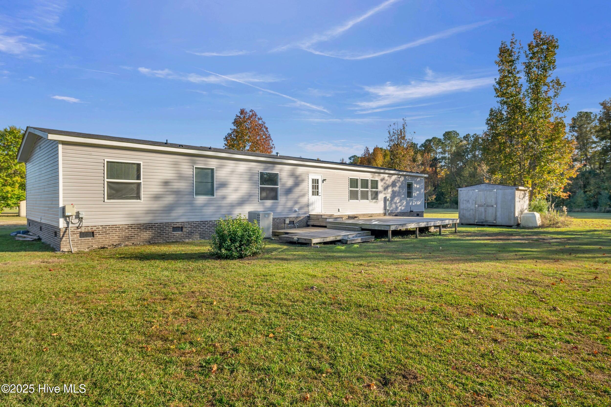 100540708 | Photo 35