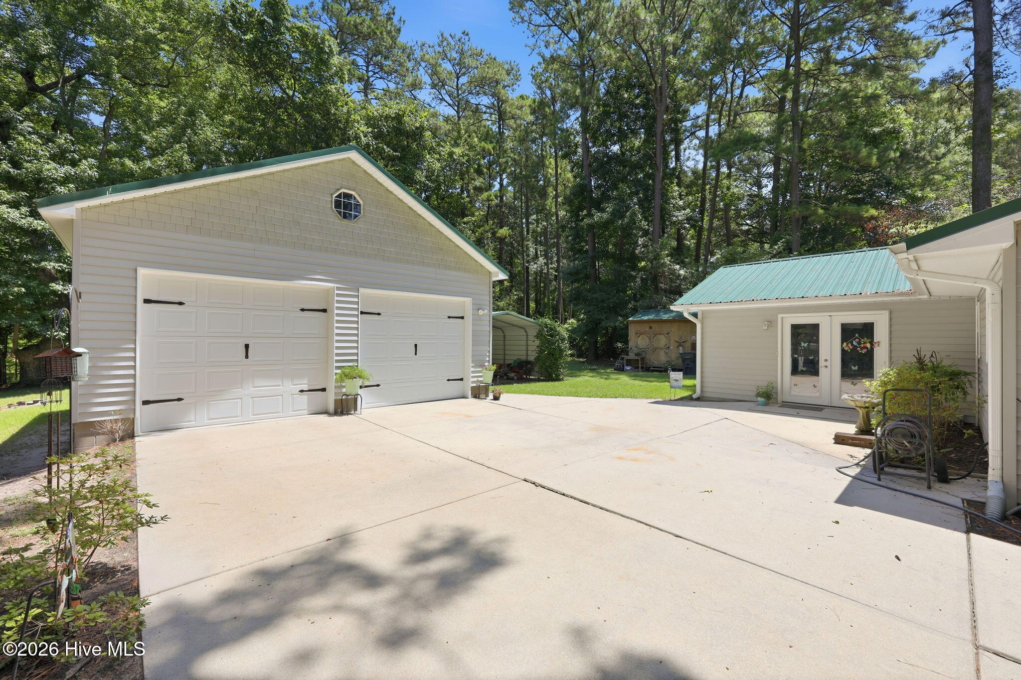 614 Country Club Drive,Arapahoe