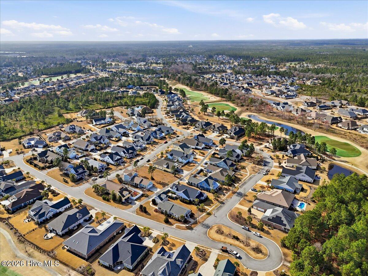 100558839 | Photo 84