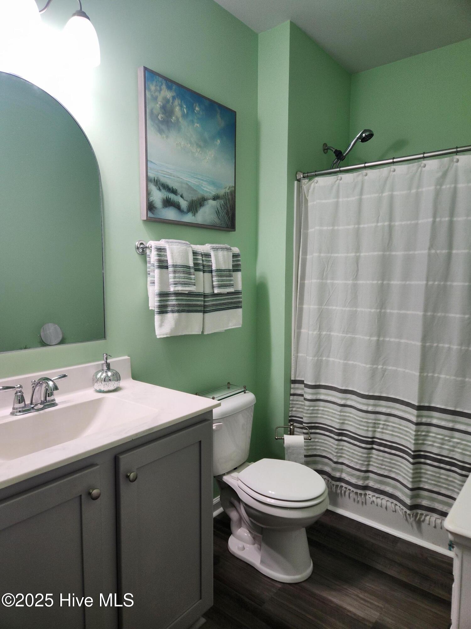 100539235 | Photo 30