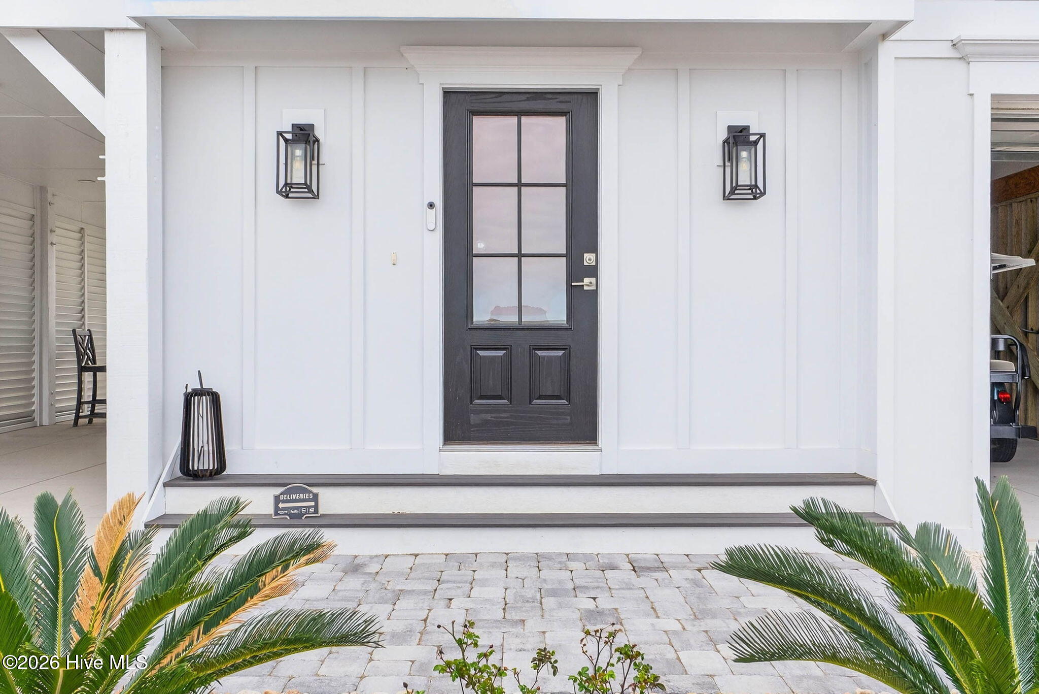 100561334 | Photo 76