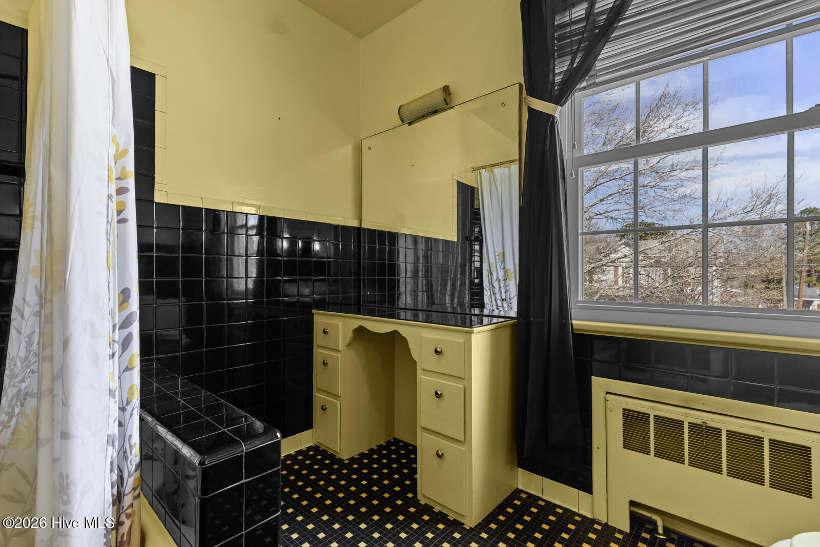 100557416 | Photo 52