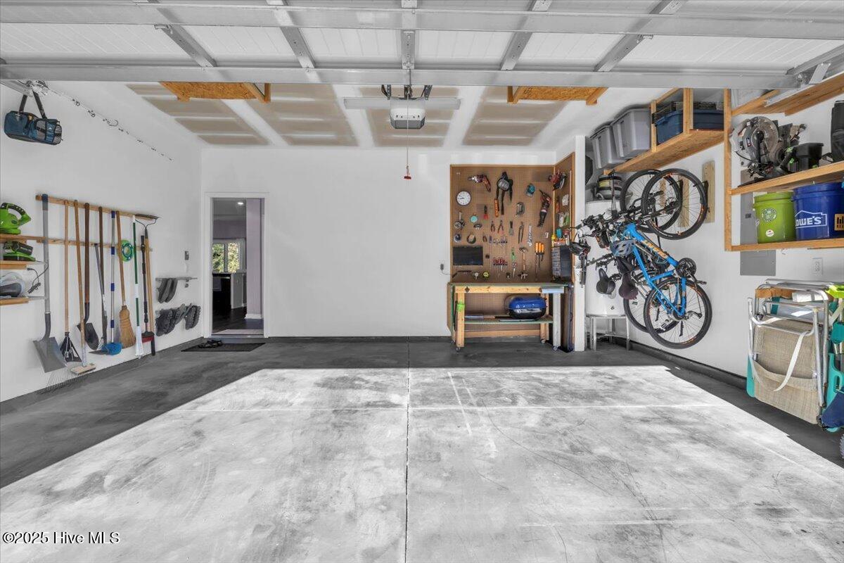 100539995 | Photo 54