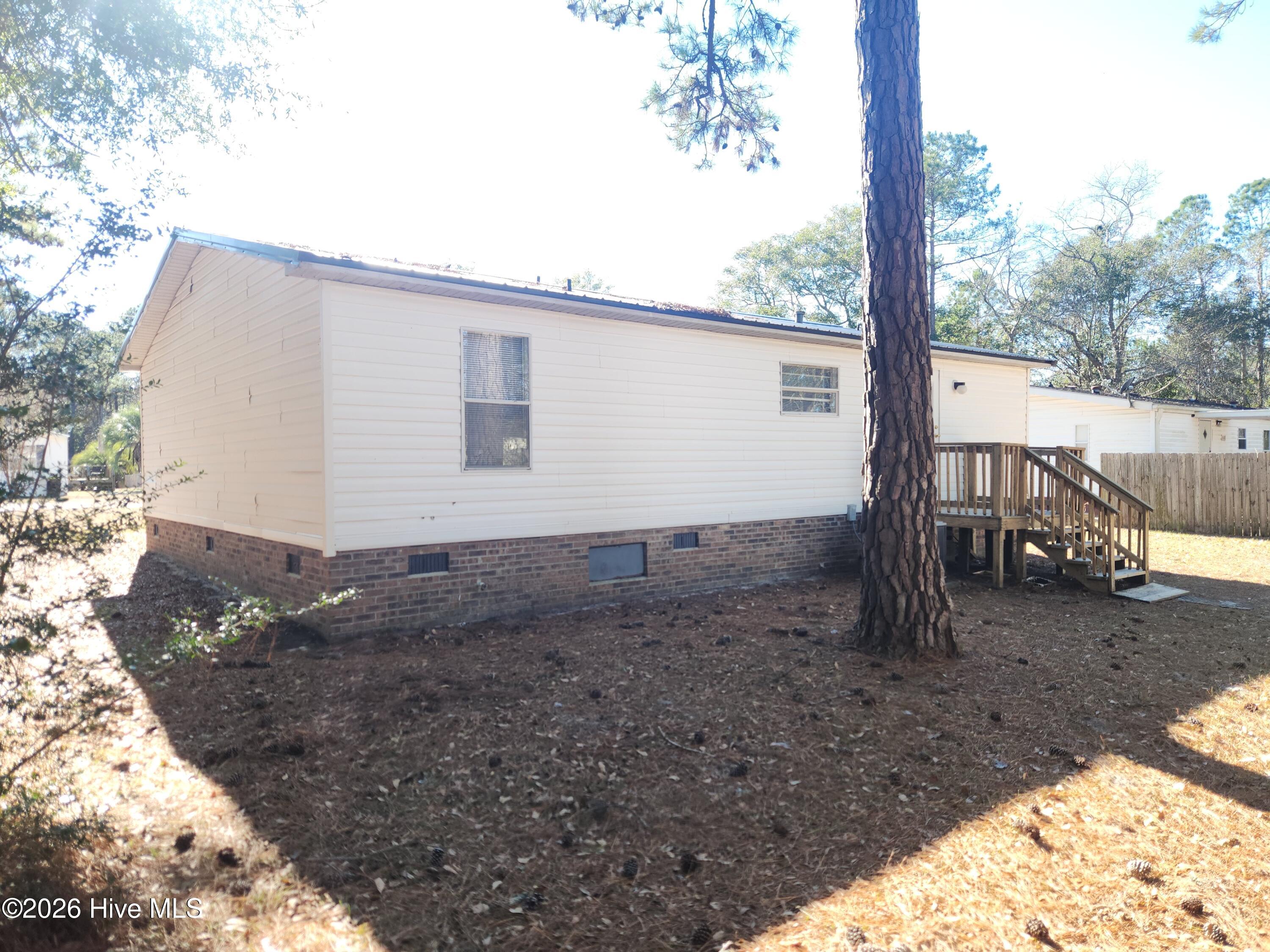 100550043 | Photo 29