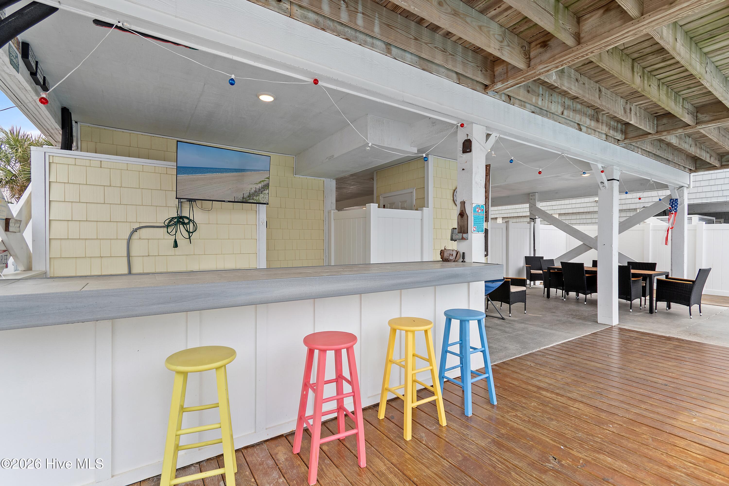 100555702 | Photo 57