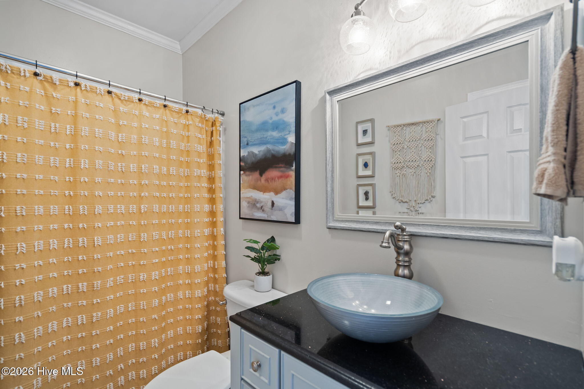 100559700 | Photo 39