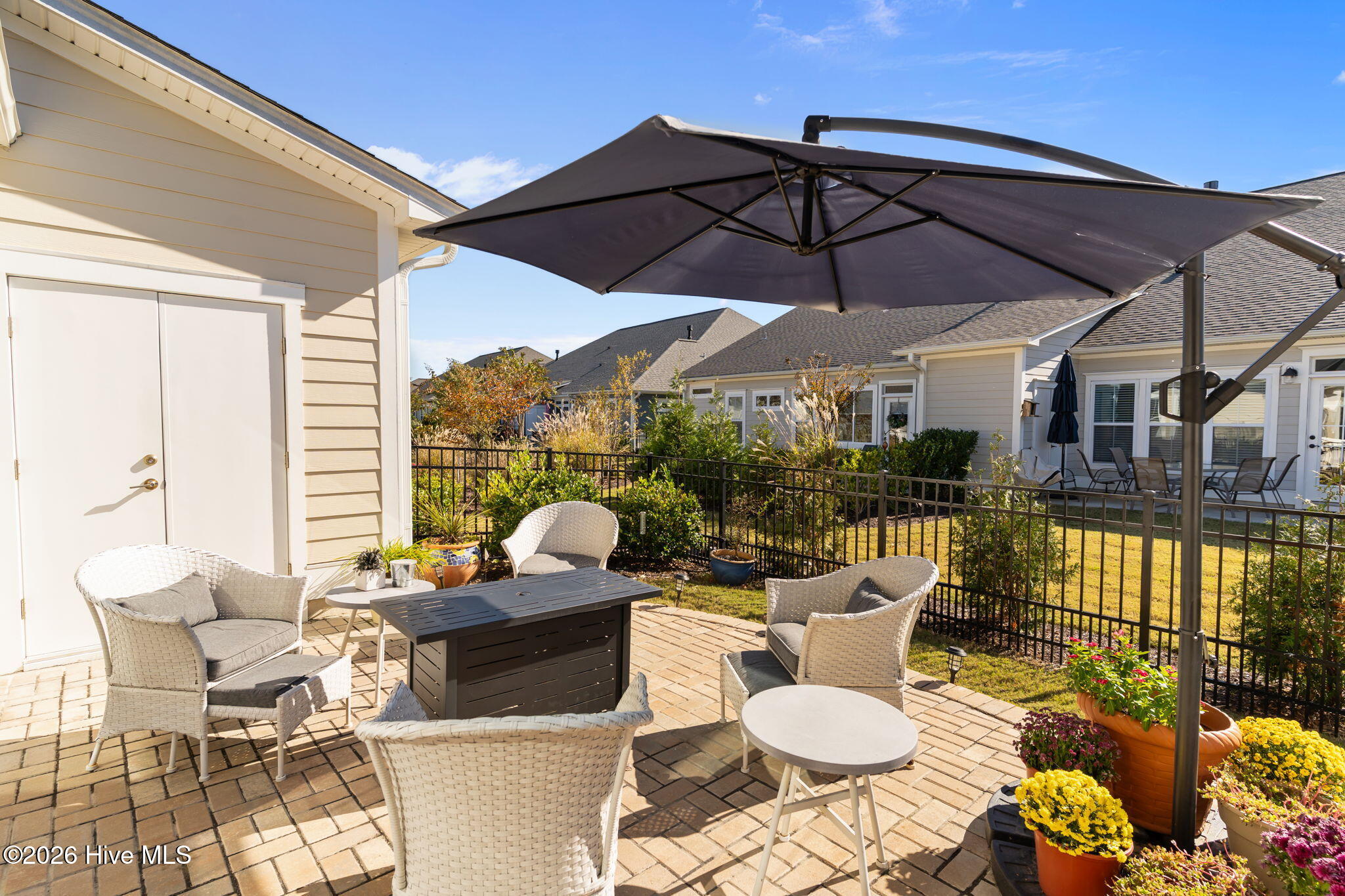 100552868 | Photo 10