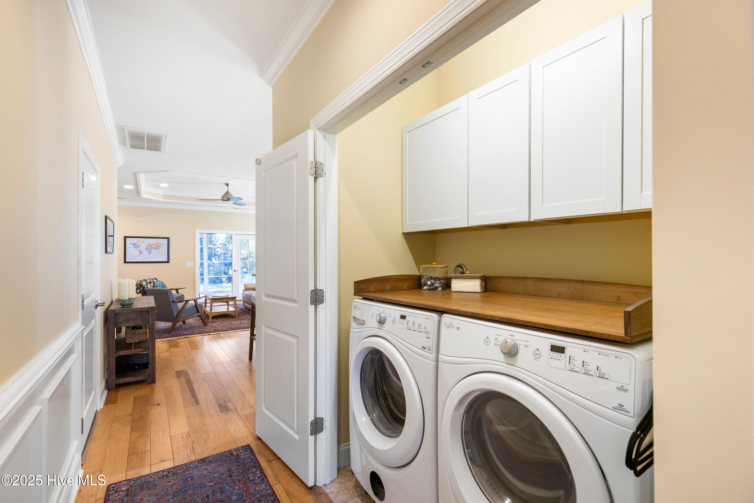 100537619 | Photo 24