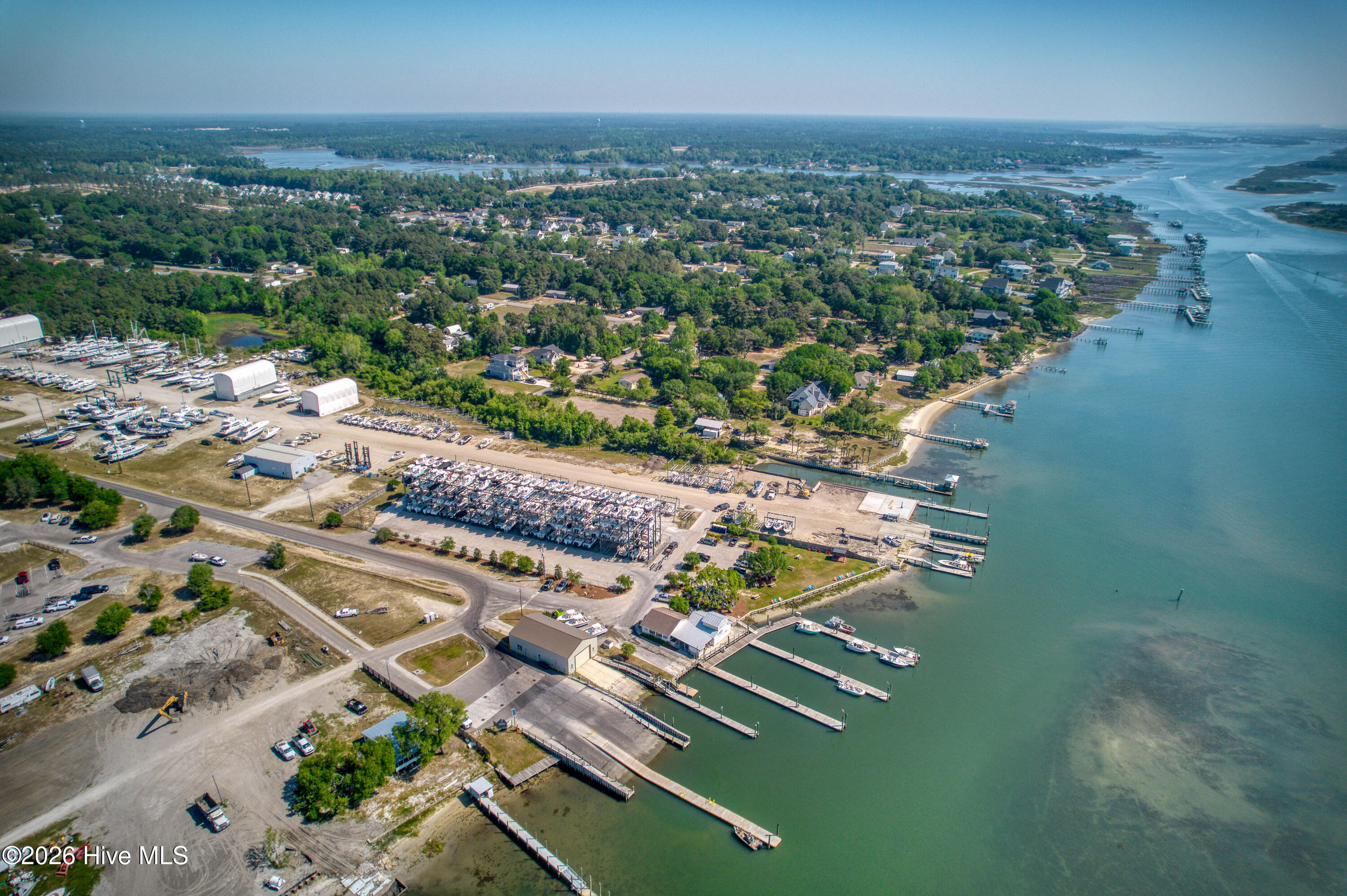 100569284 | Photo 69